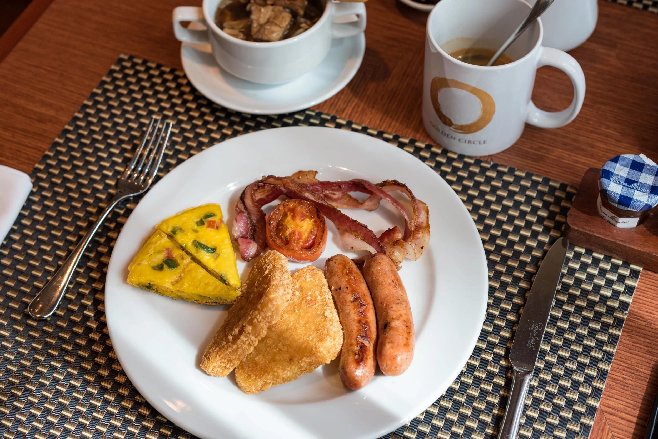 Breakfast Cafe Sule - Sule Shangri-La, Yangon