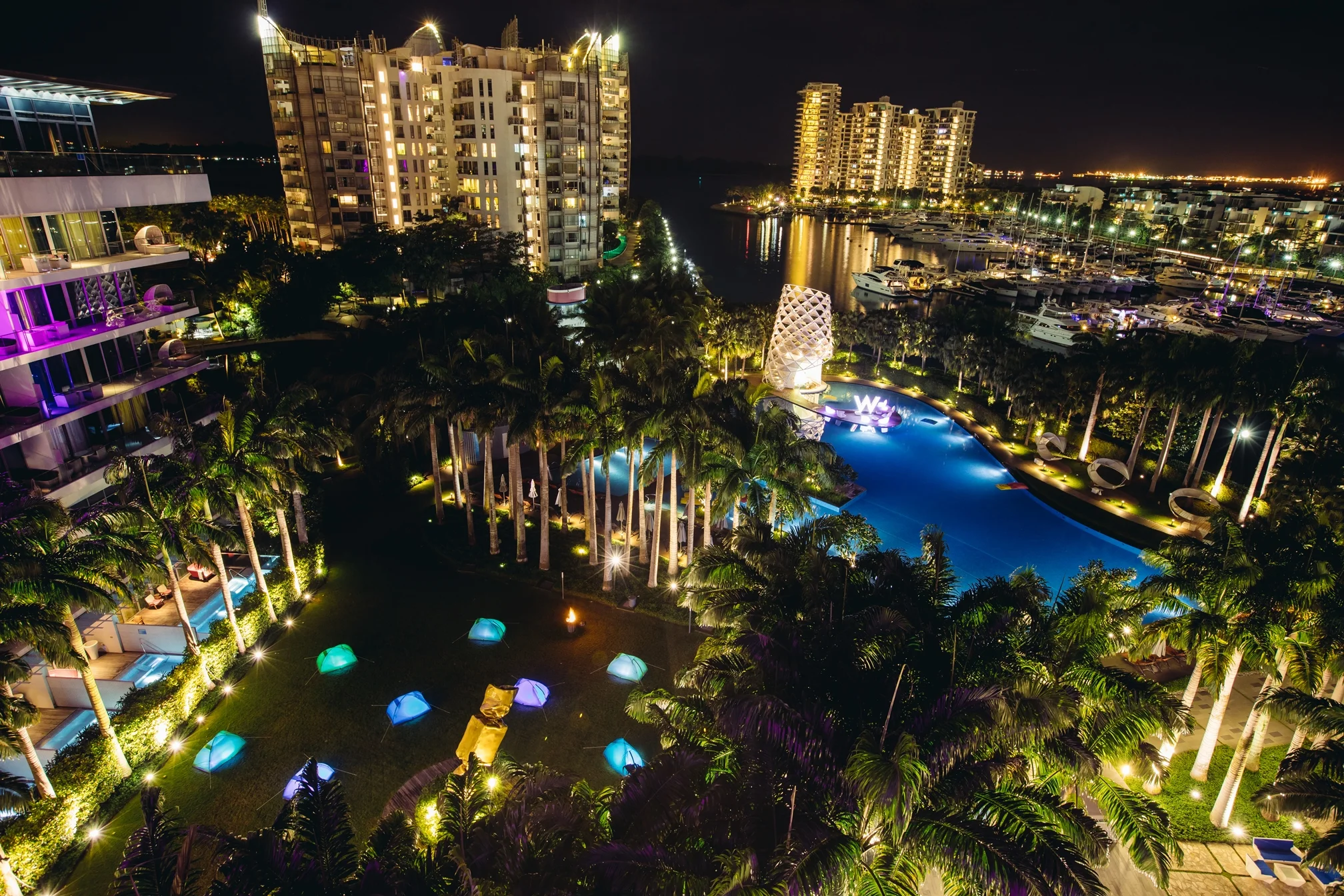 Valentine's Day (2017) at W Singapore - Glamping and Dinner (I Lawn for You)