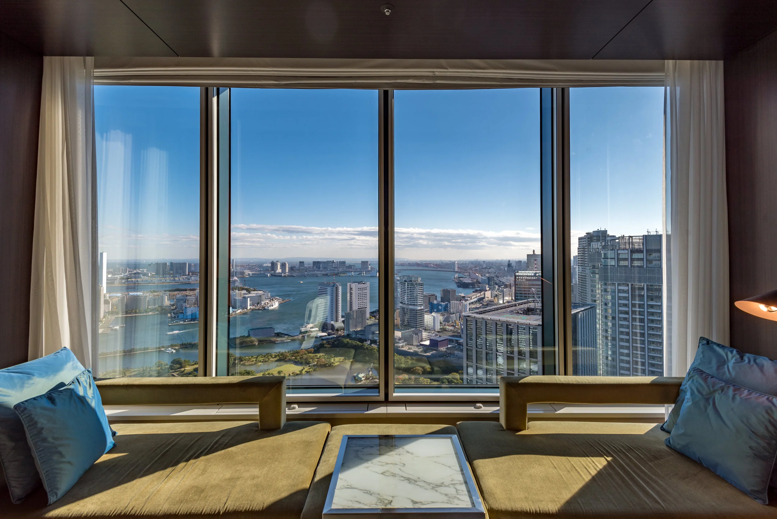 Hotel Review: Conrad Tokyo (King Executive Room Bay View)