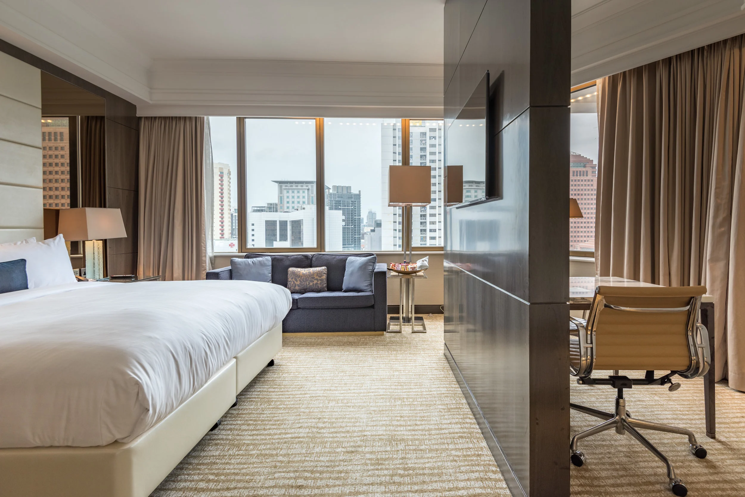 Hotel Review Singapore Marriott Tang Plaza Hotel (Studio Room) — The