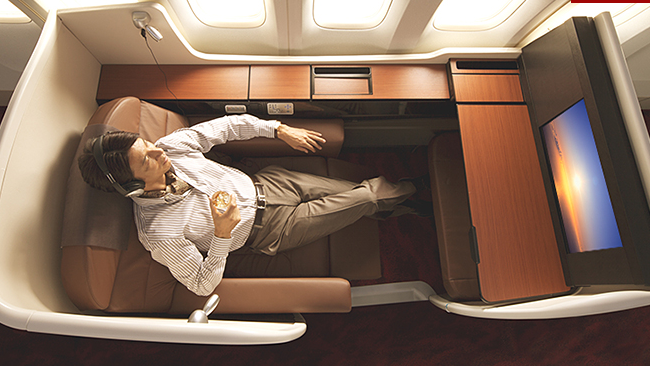 Earning Miles from Hotel Stays - Should You pick Rocketmiles or Kaligo?