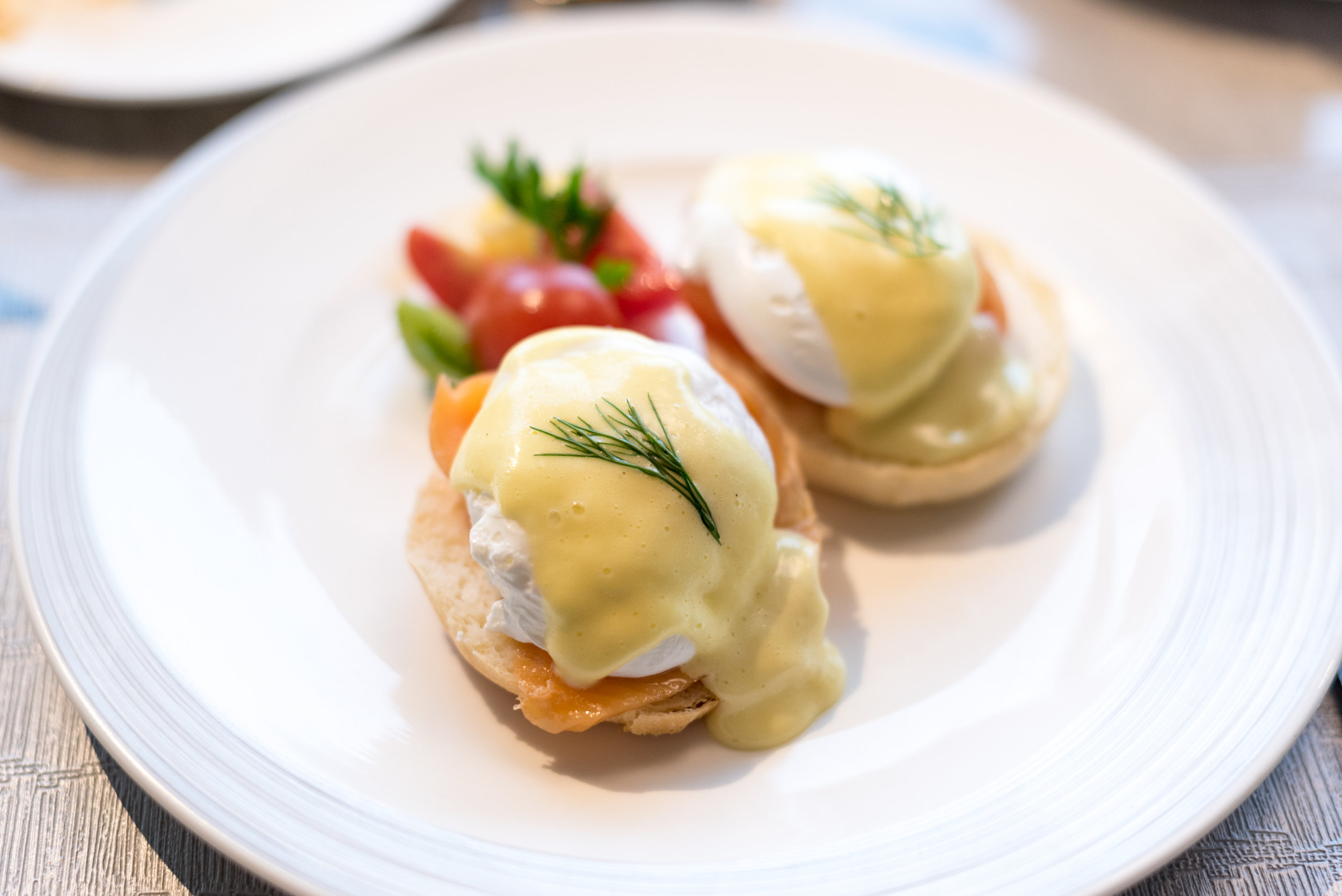 Eggs Benedict Horizon Club Lounge - Shangri-La's Far Eastern Plaza Hotel, Taipei
