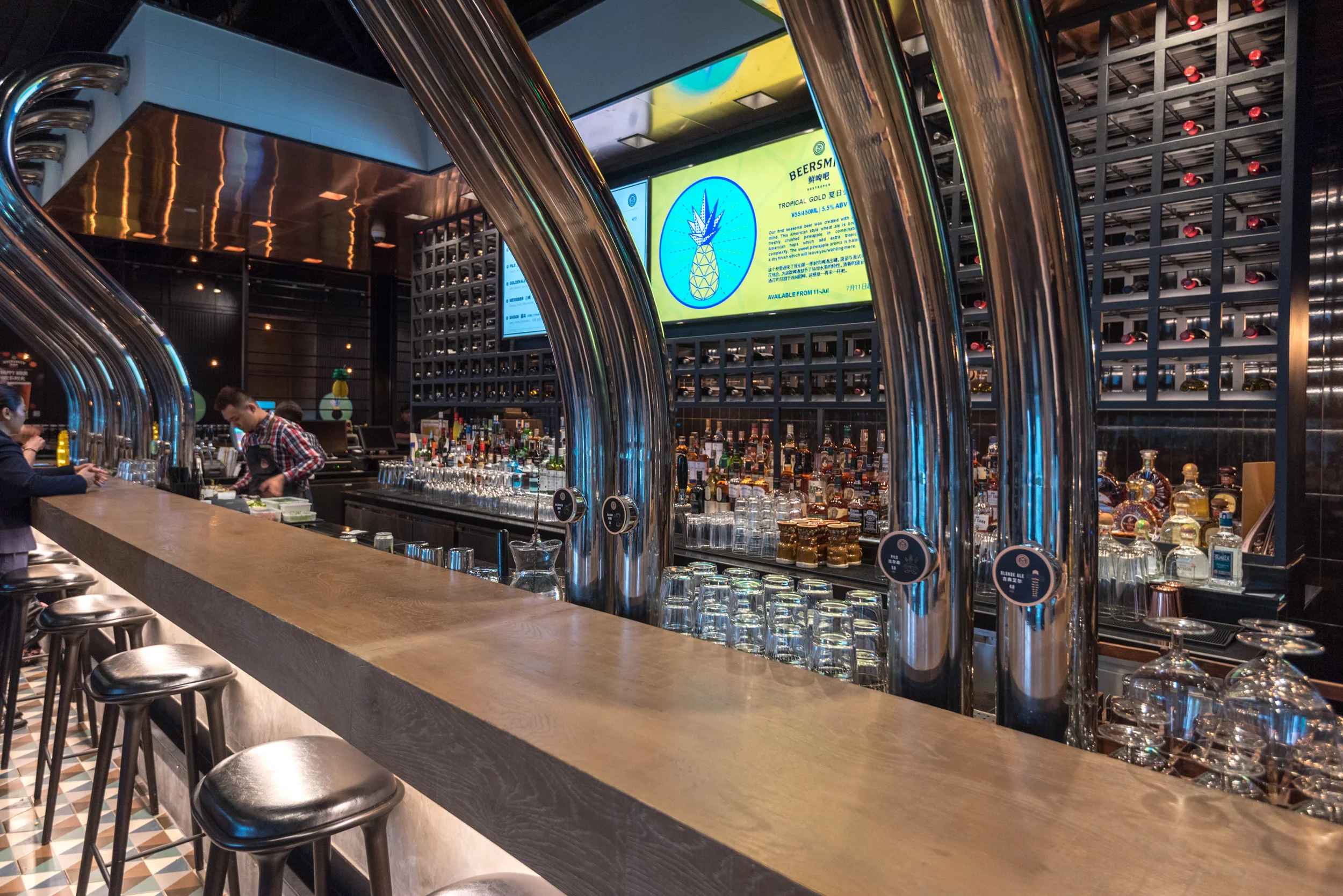 A Microbrewery in the Heart of Beijing Guomao’s CBD - Beersmith Gastropub (Hotel Jen Beijing)