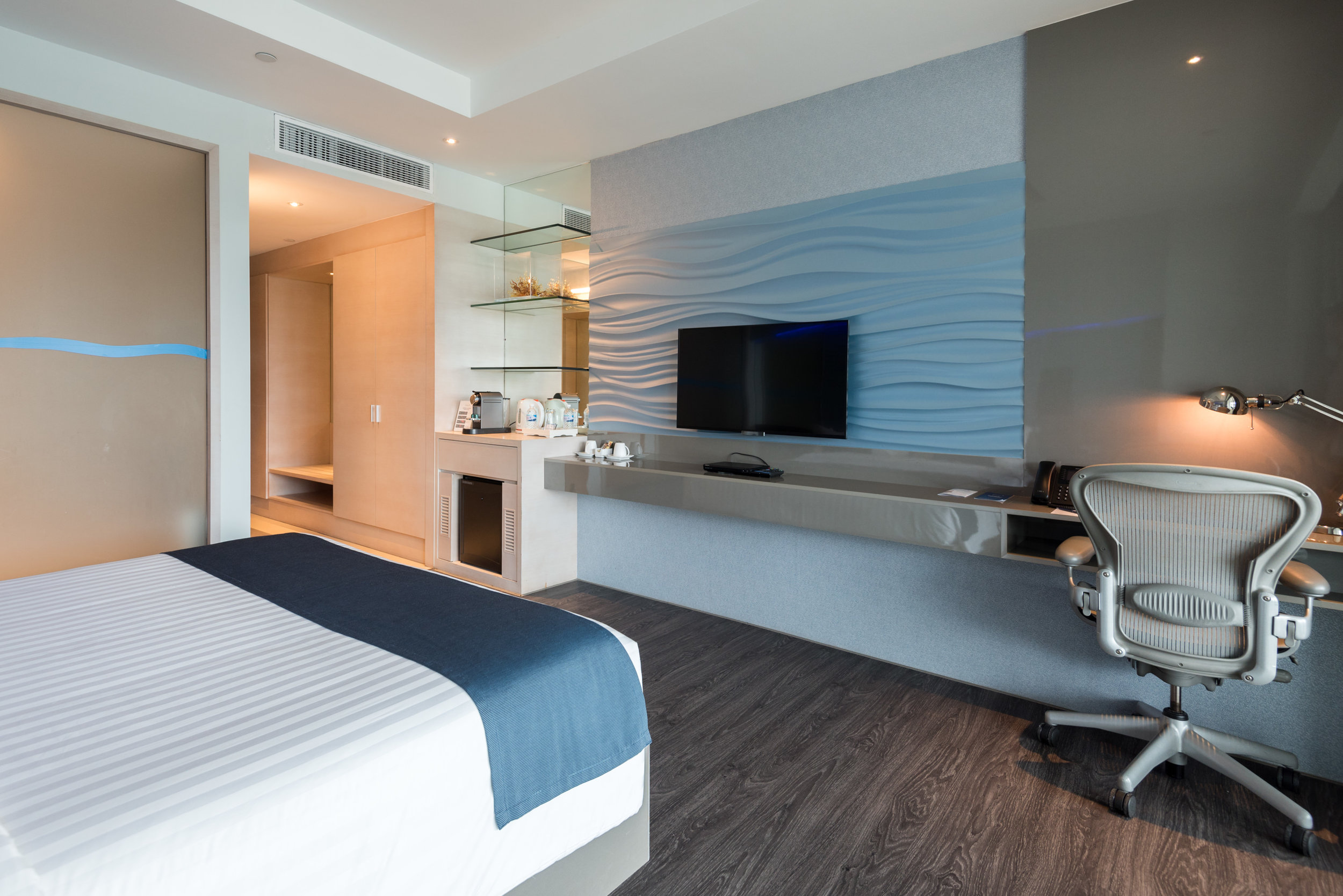 Hotel Review: ONE°15 Marina Club (Marina View Room) - Your Weekend Sentosa Cove Staycation