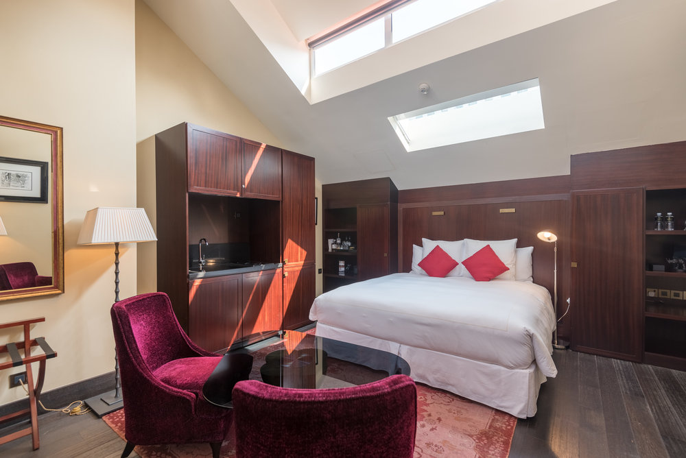 Hotel Review: The Vagabond Club, A Tribute Portfolio Hotel, Singapore (Art Executive Club Suite) — The