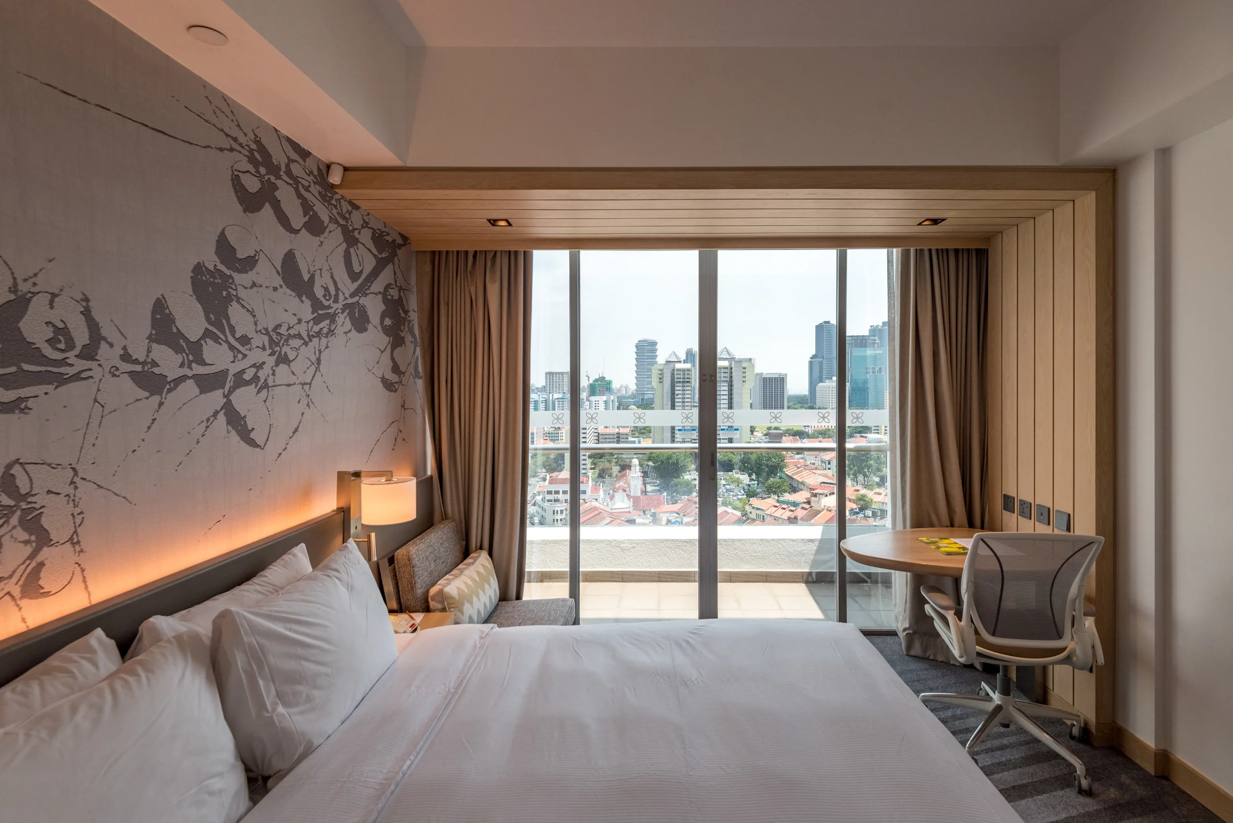 Hotel Review: Hilton Garden Inn Singapore Serangoon (King Deluxe Room with Balcony)