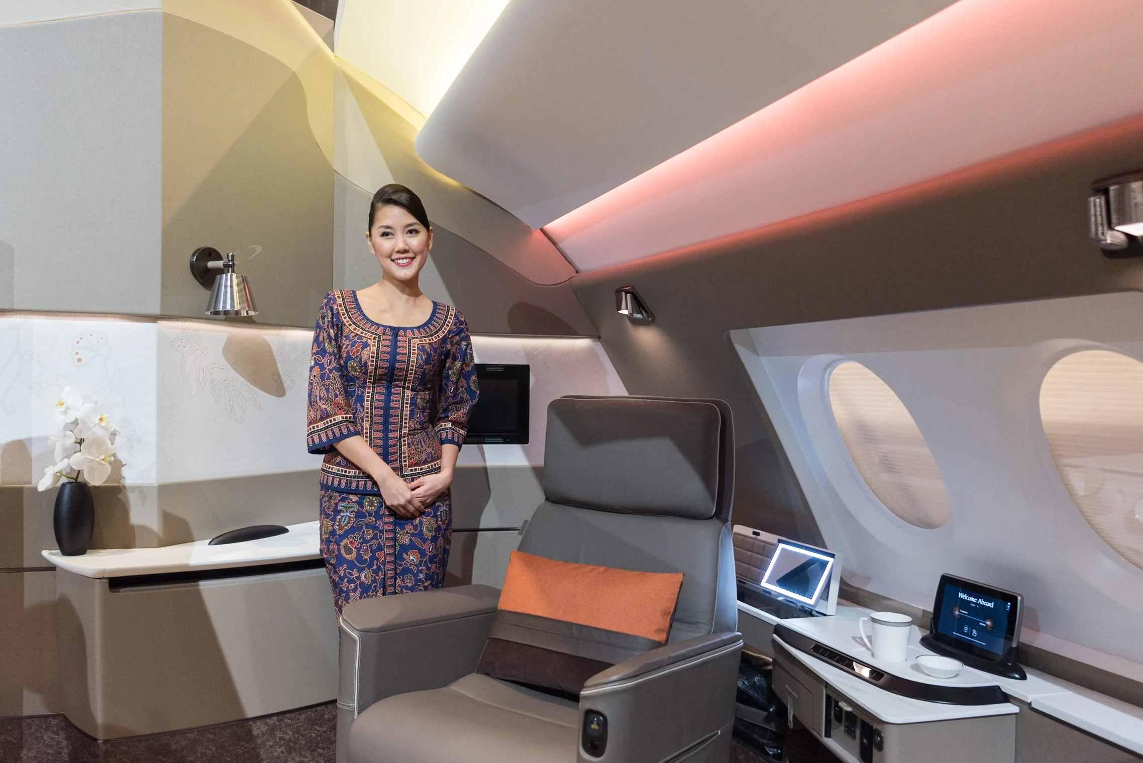Exclusive First Look at Singapore Airlines' New A380 Cabin Products - Check out the Suites and Business Class!