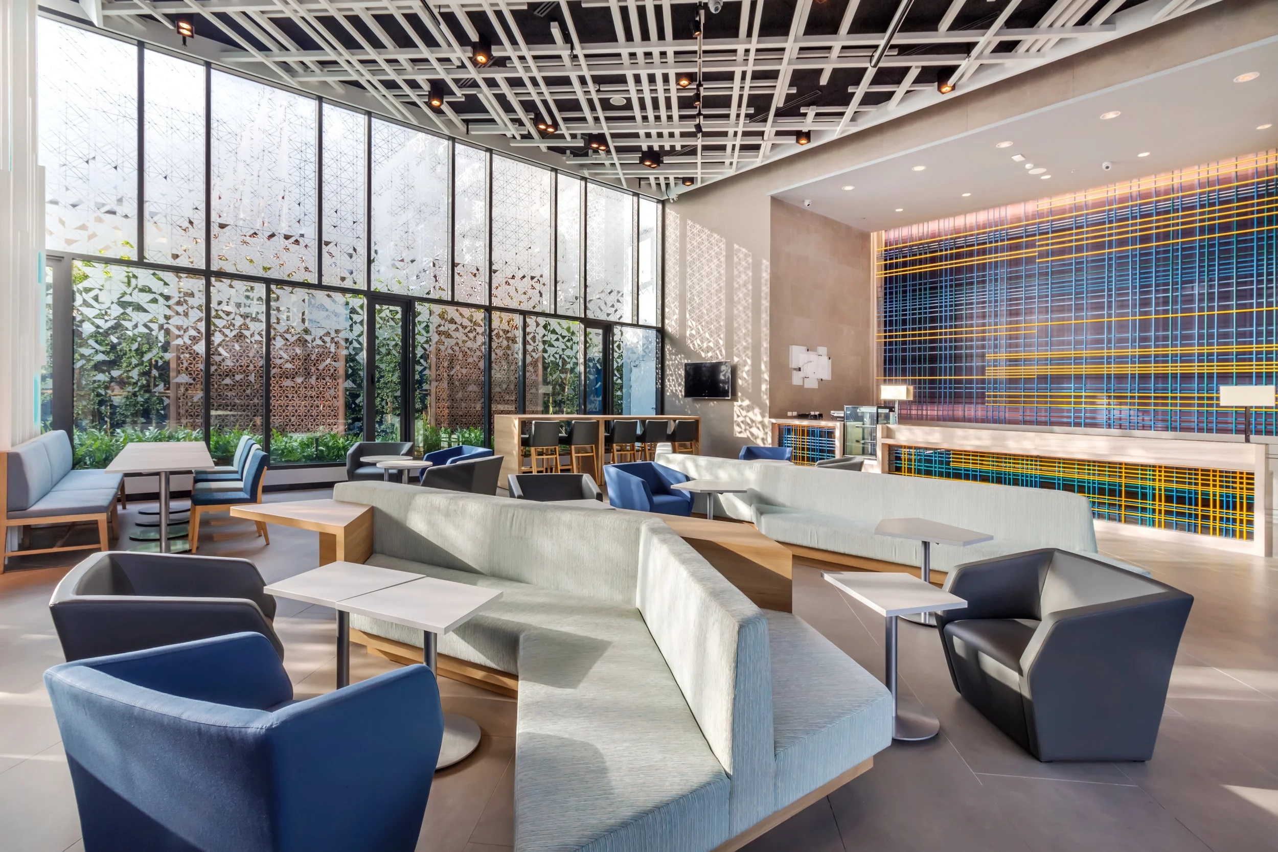 Holiday Inn Express Bangkok Soi Soonvijai Opens - Fourth Holiday Inn Express Property in Bangkok
