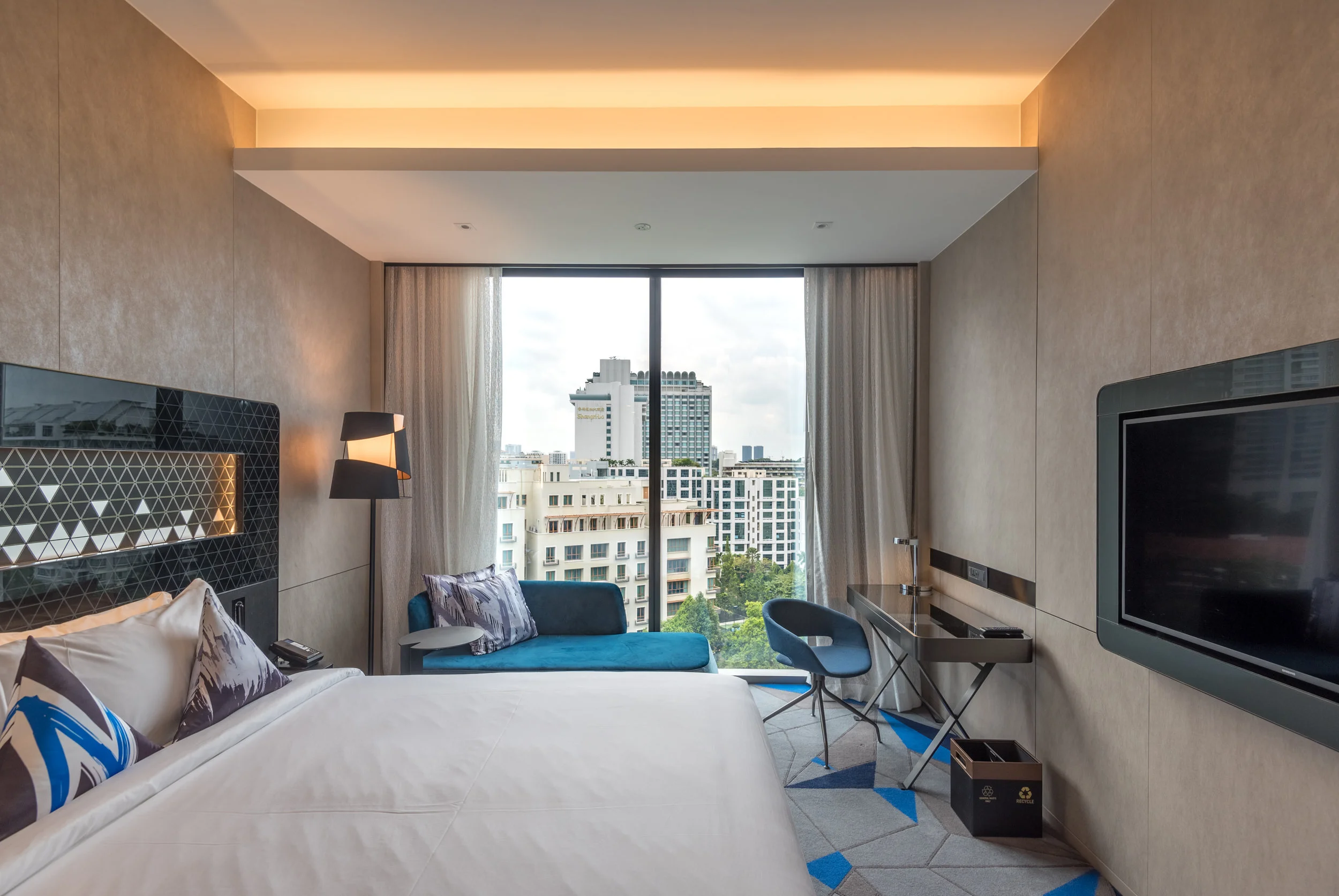 Hotel Review: Novotel Singapore on Stevens (Premier Room) - Affordable Business Hotel near Orchard Road