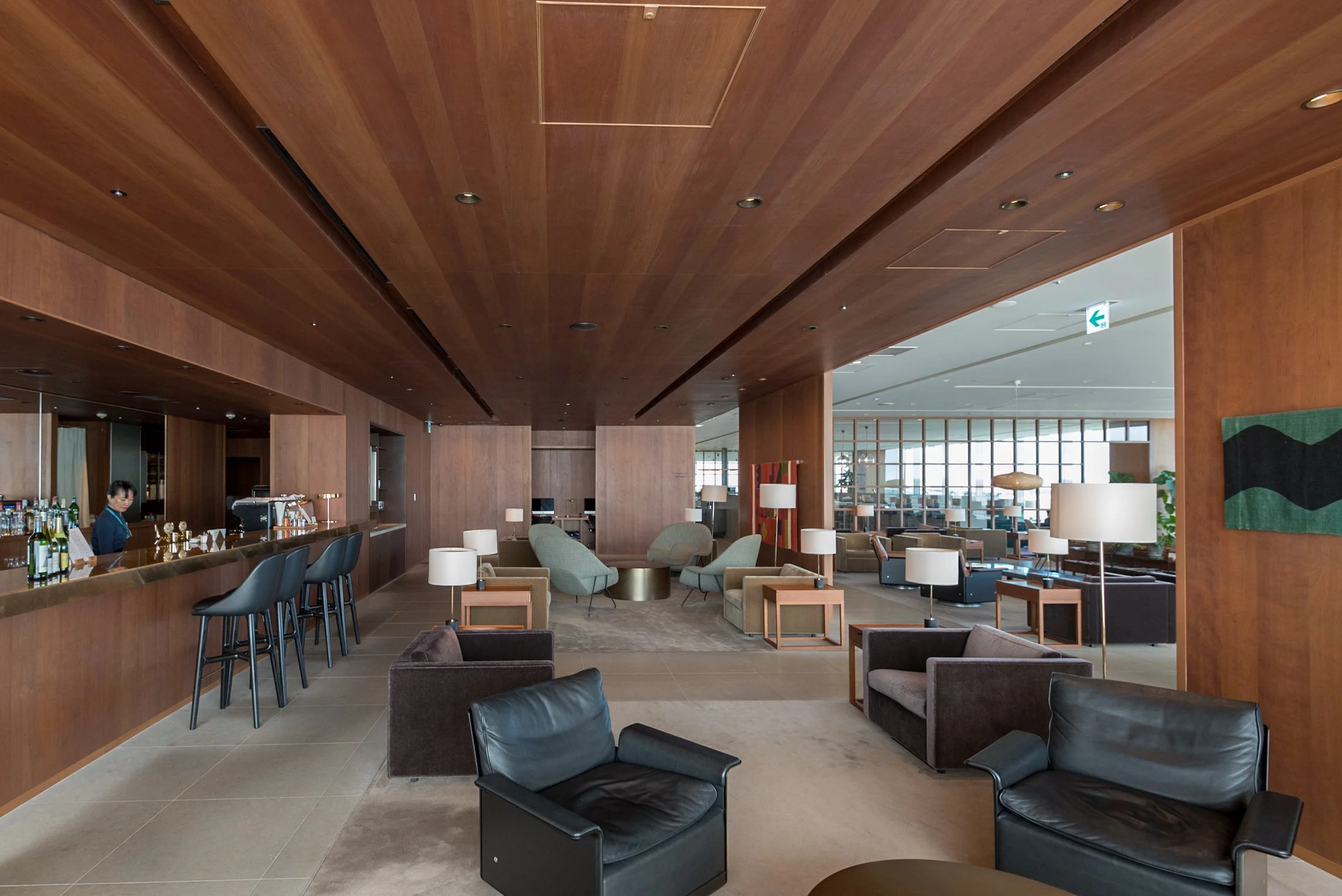 Lounge Review: Cathay Pacific Lounge - Haneda Airport (HND)