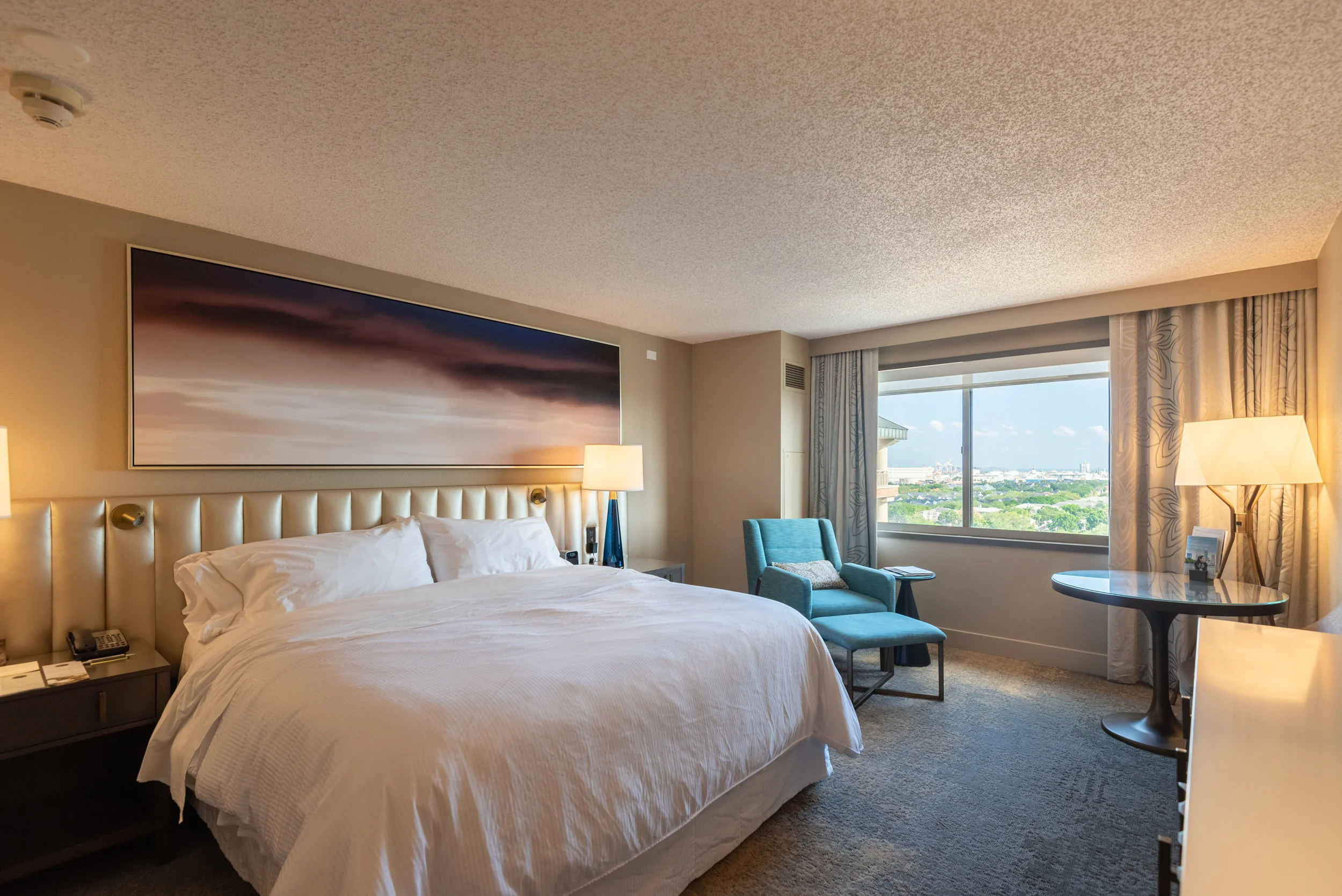 Hotel Review: The Westin Tampa Waterside (Waterview Room) - Short Stroll from City with Great Views!