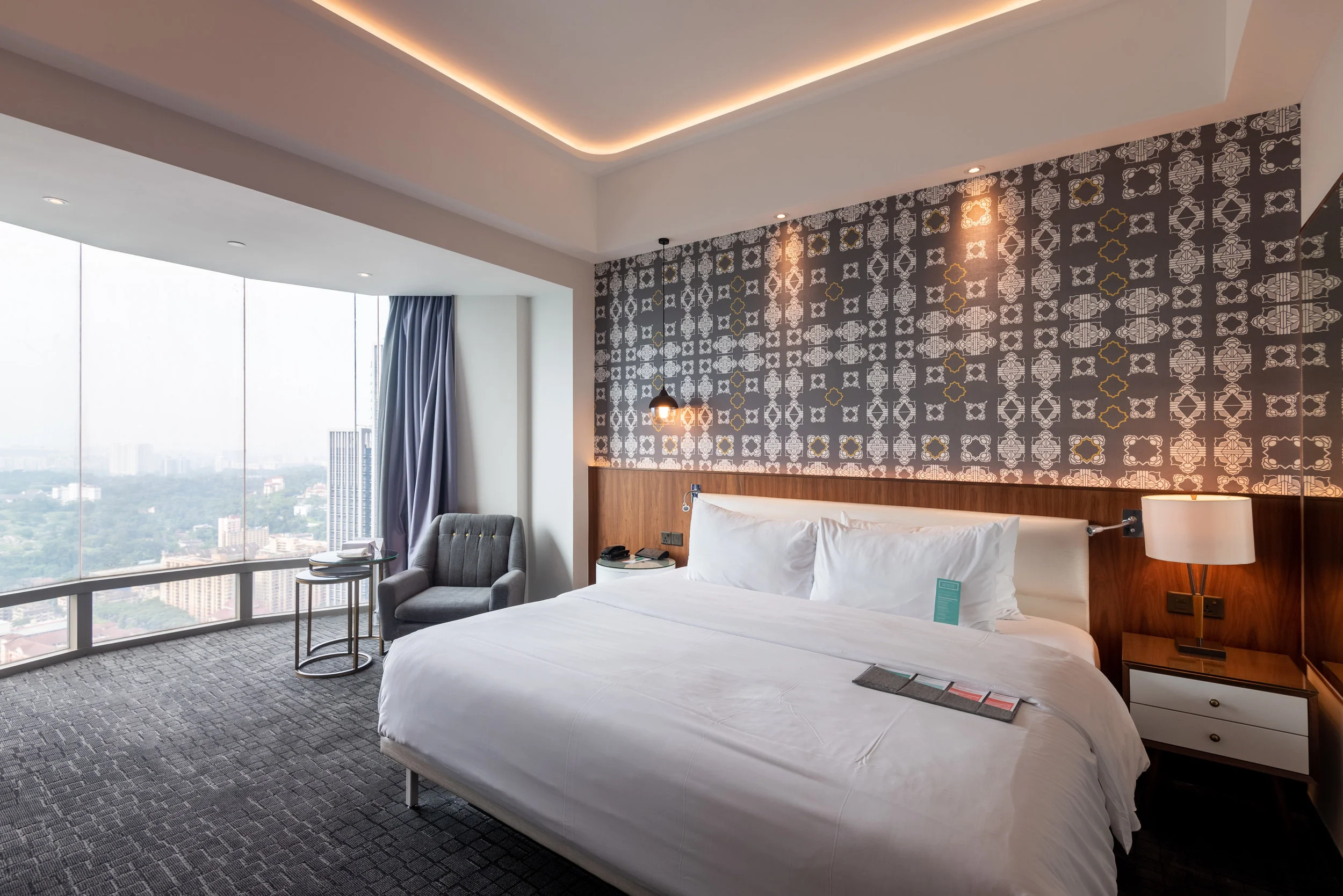 Hotel Review: Le Meridien Kuala Lumpur (Le Meridien Club Room) - Conveniently Located in KL Sentral