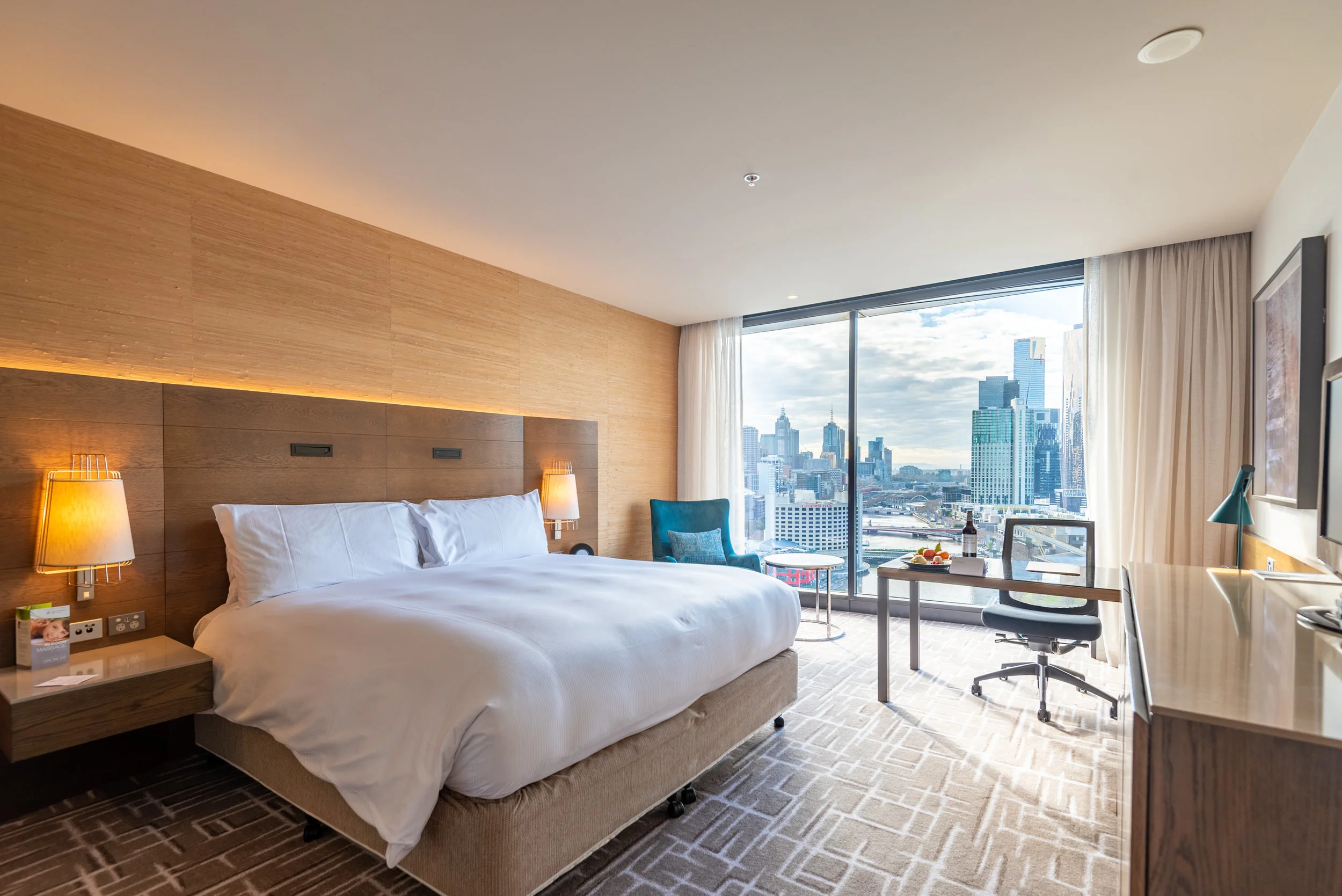 Hotel Review Pan Pacific Melbourne (Pacific Club Room) Short Walk