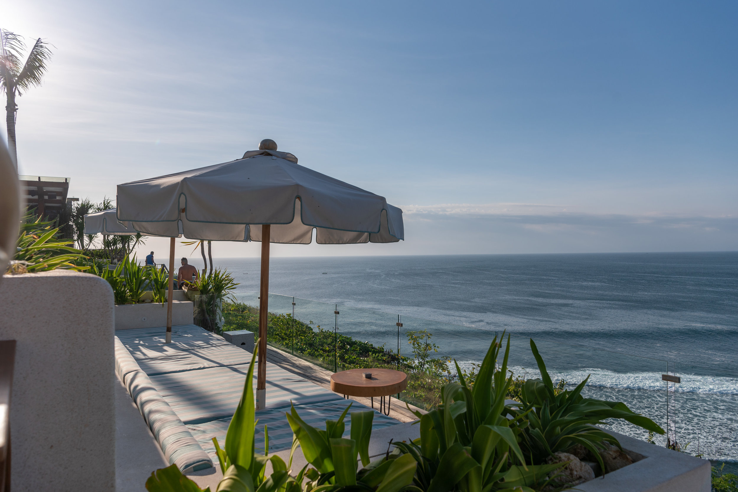 Ulu Cliffhouse - Uluwatu's Answer to a Beach Club with Impressive Food and Drinks