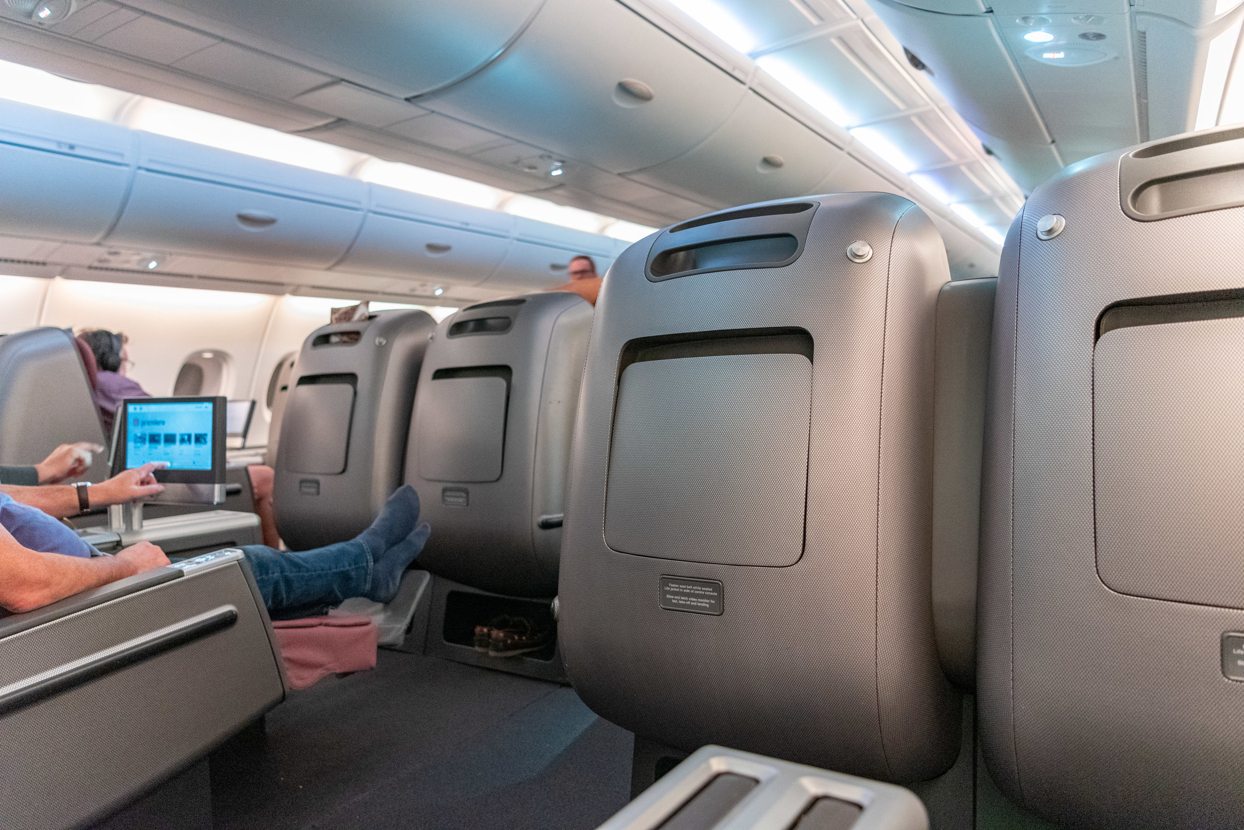 Trip Report: Qantas Business Class QF36 A380-800 - SIN to MEL (Singapore to Melbourne)