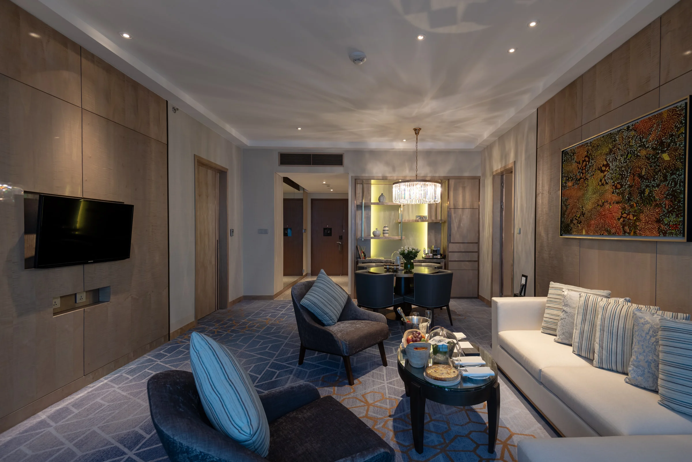 Hotel Review: InterContinental Hanoi Landmark72 (Royal Suite) - Highest Hotel in Vietnam