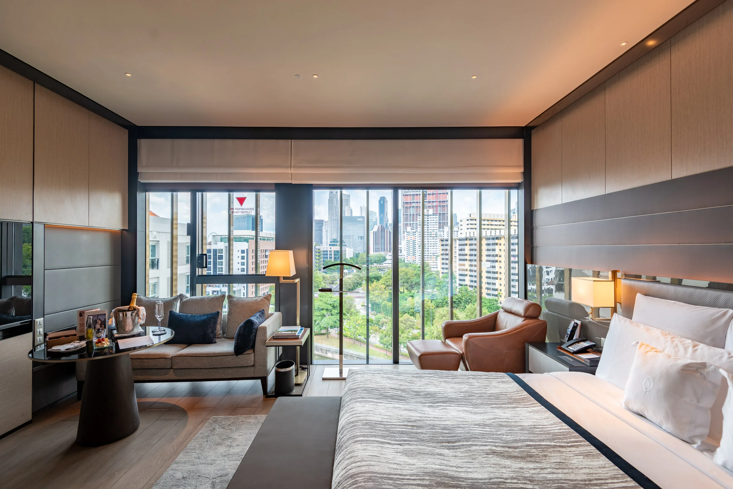 Hotel Review: InterContinental Singapore Robertson Quay (Quayside Corner Suite) - Suite Life