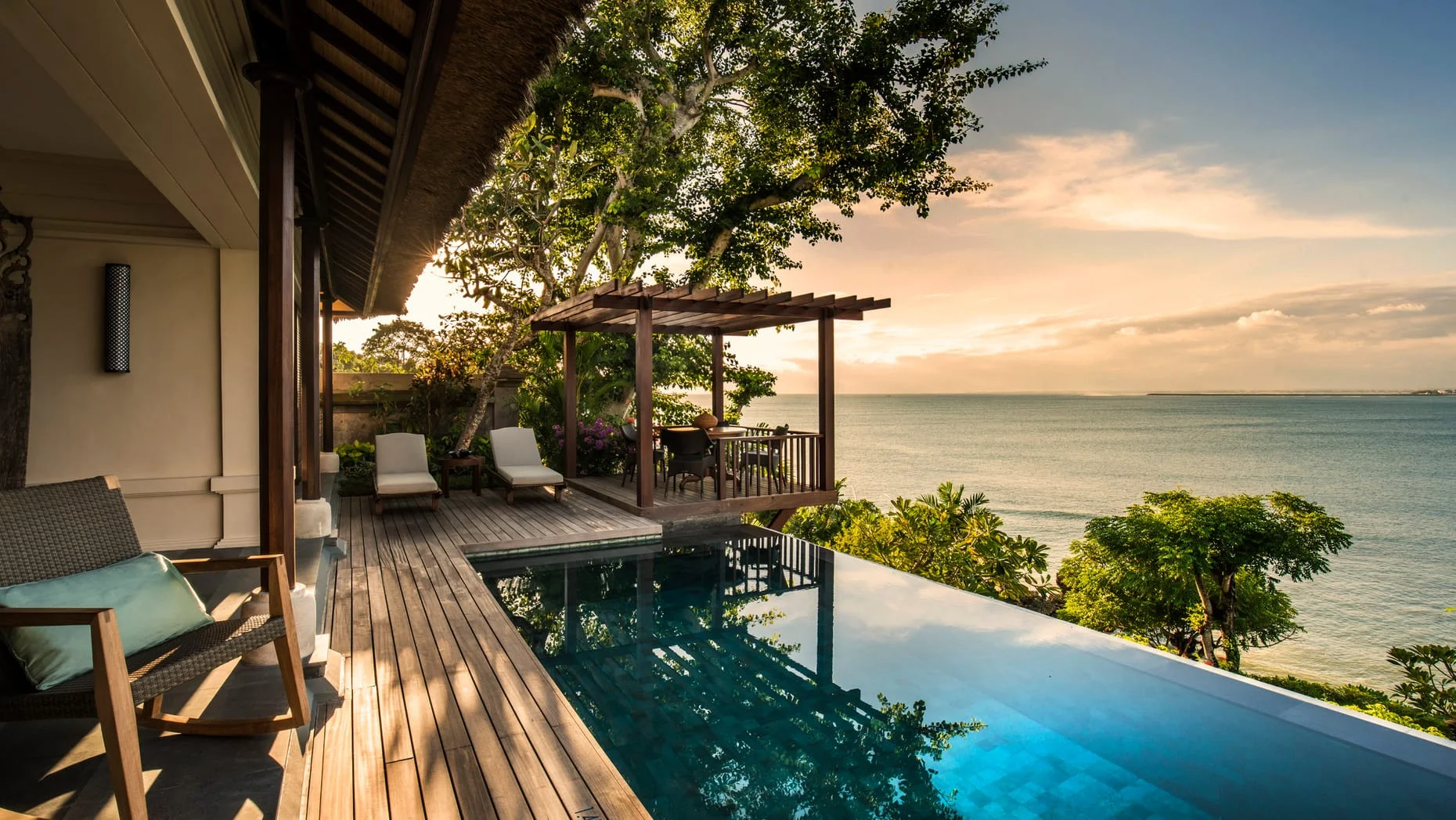 American Express Platinum Charge Card Holders in Singapore Can Now Book Fine Hotels &amp; Resorts Online