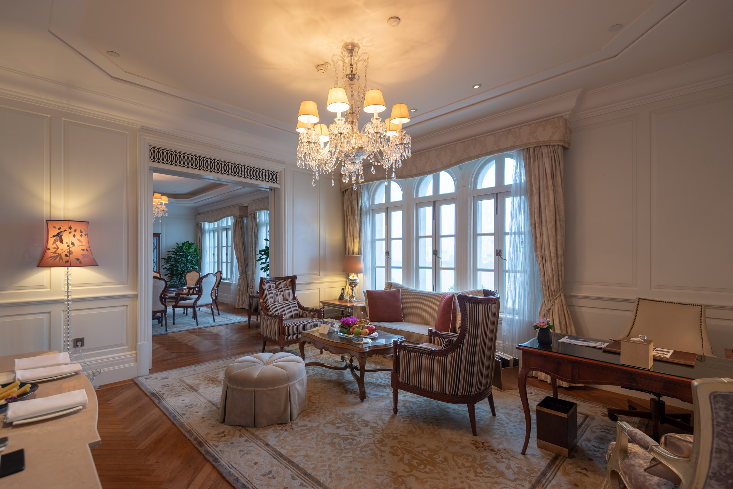 Hotel Review: Waldorf Astoria Shanghai on the Bund (Heritage Luxury River View Suite)