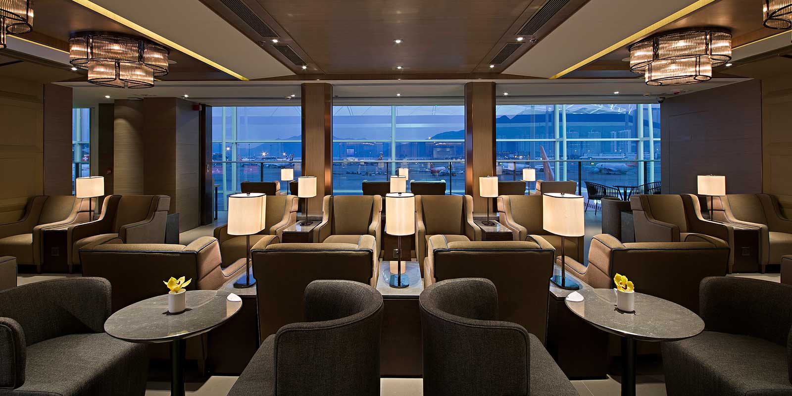 OCBC VOYAGE Card to Reduce Plaza Premium Lounge Access - No More Guesting Privileges from 15 August 2019