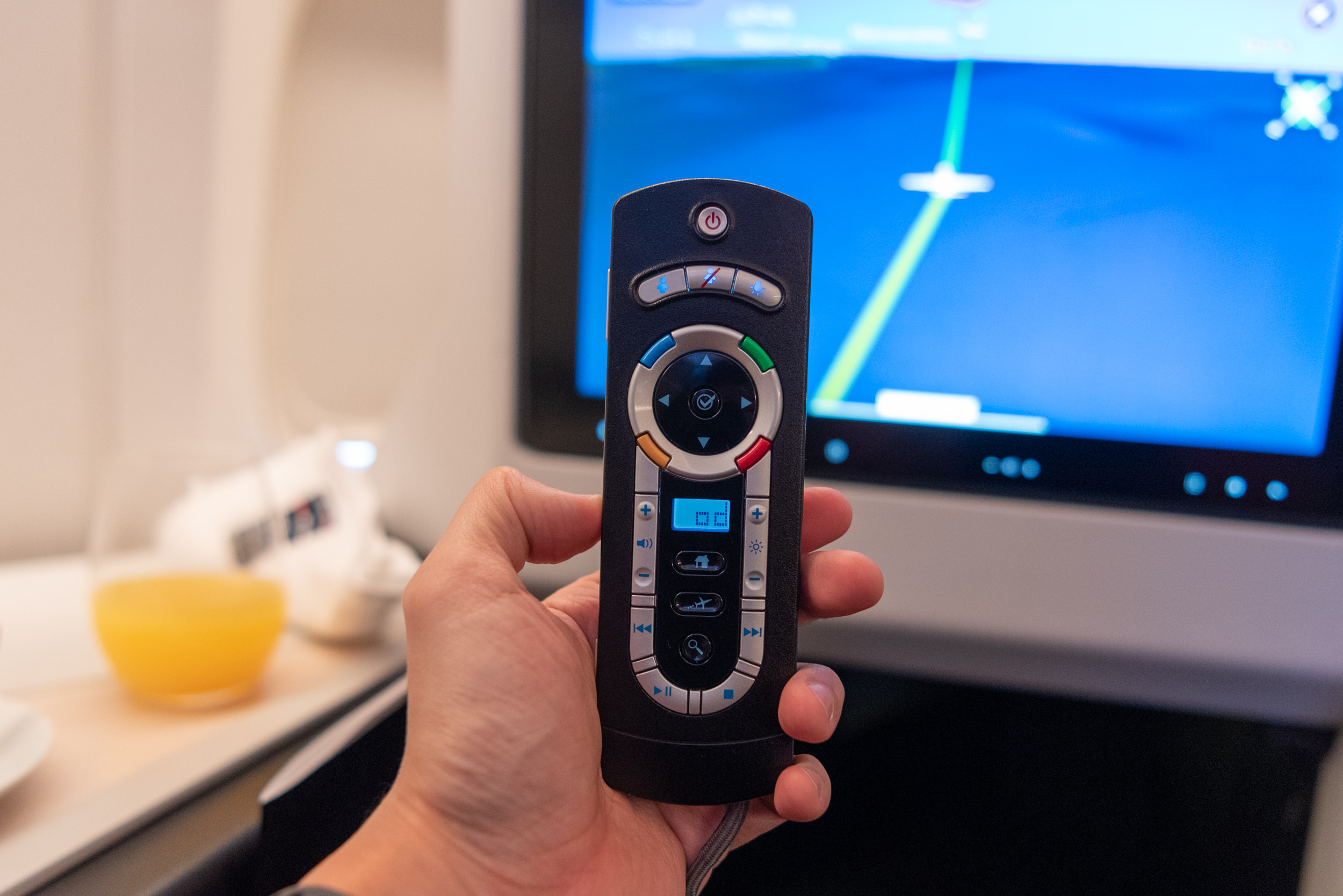 IFE Controller Japan Airlines Business Class JL38 777-200ER - SIN to HND