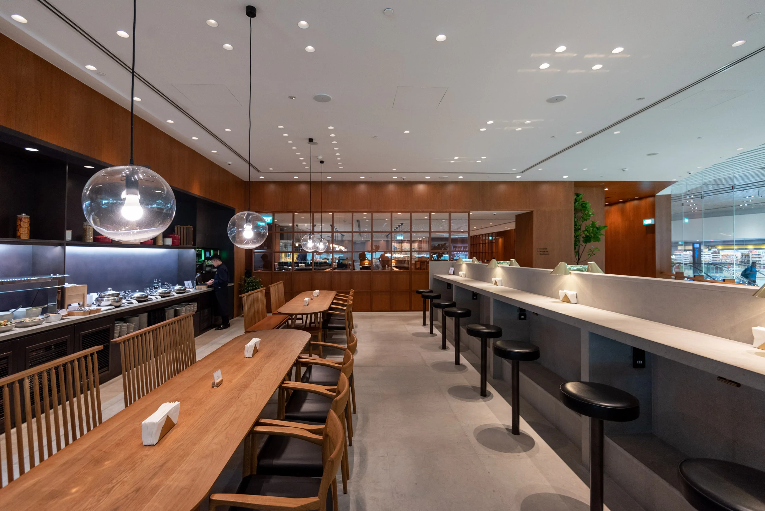 Lounge Review: Cathay Pacific Lounge (Terminal 4) - Singapore Changi Airport (SIN)