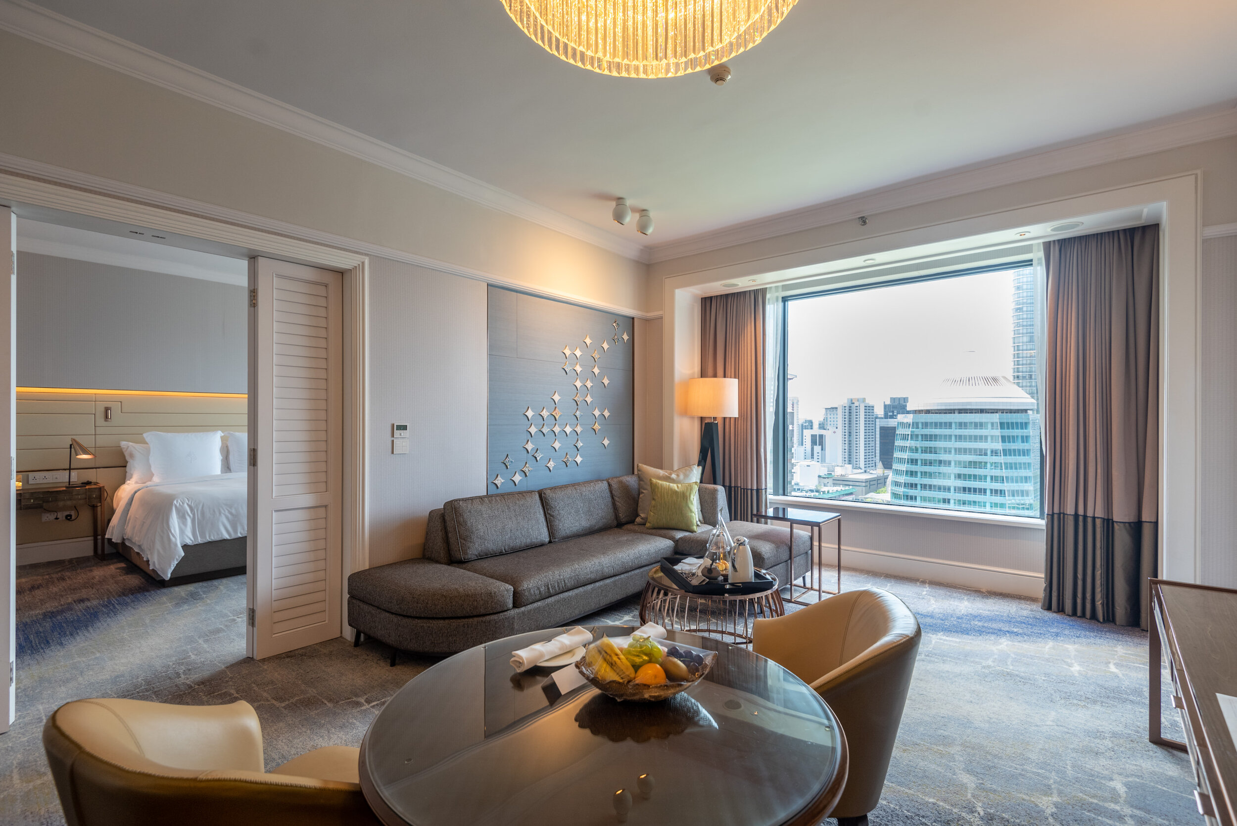 Living Room One Bedroom Suite - Four Seasons Hotel Singapore
