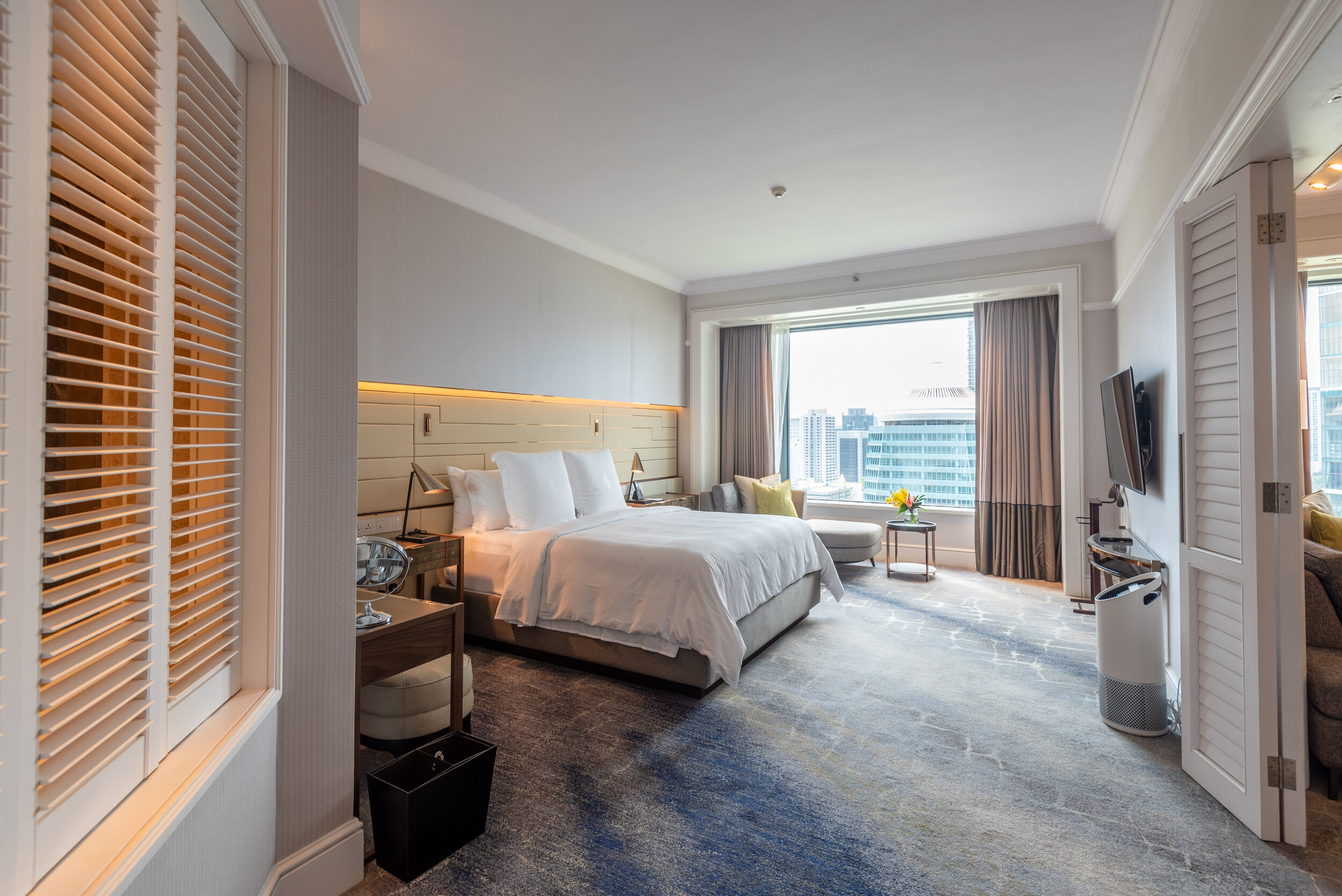 Bedroom One Bedroom Suite - Four Seasons Hotel Singapore
