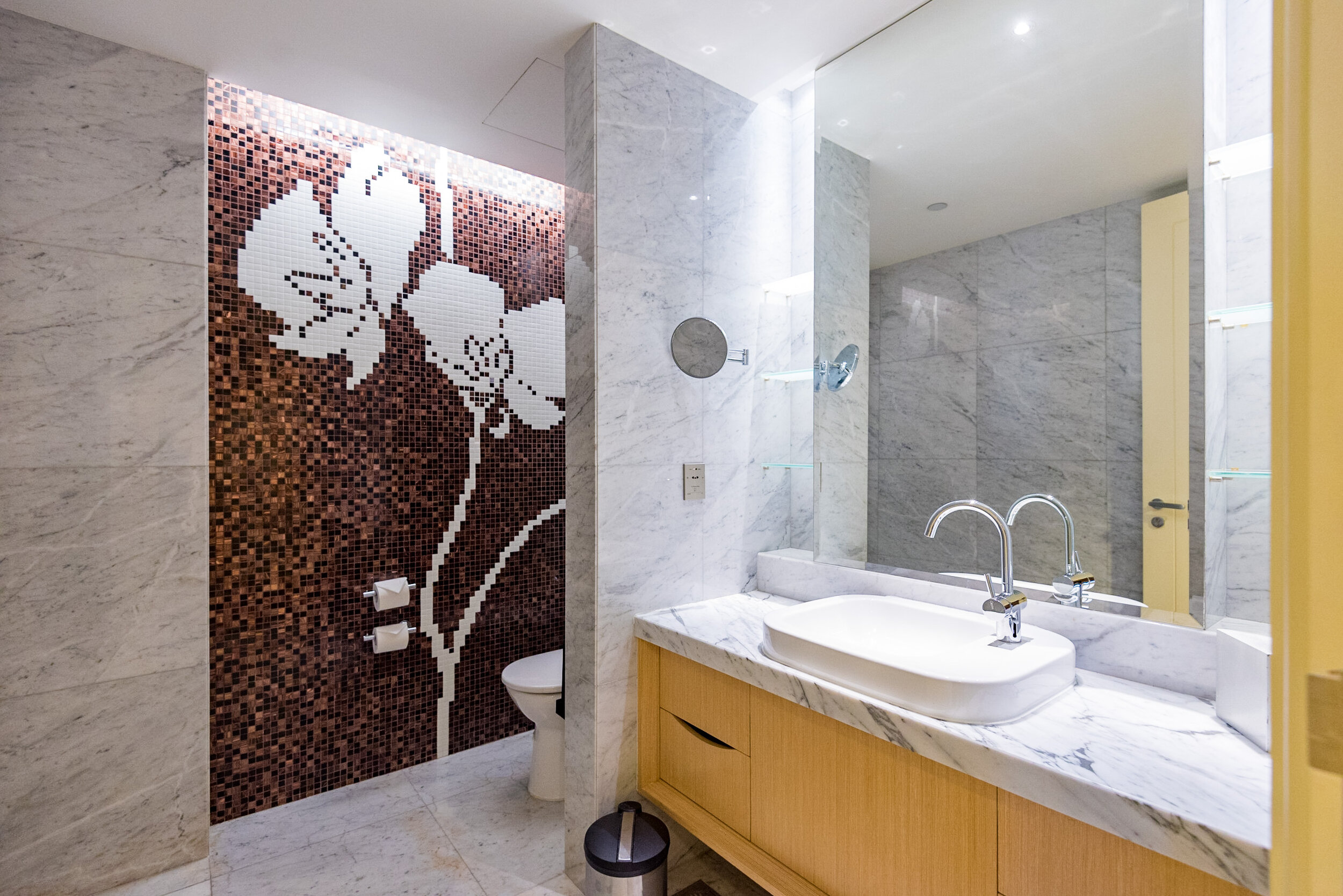 Powder Room Brown Suite - Ascott Raffles Place Singapore