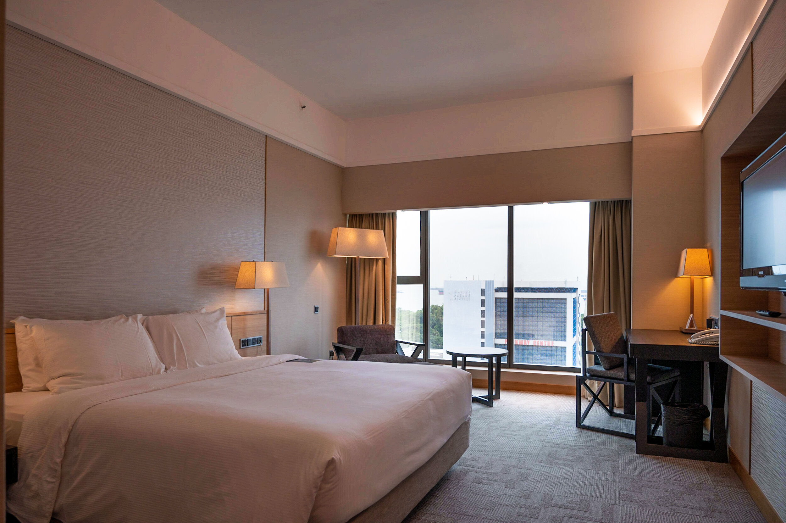 Hotel Review: Grand Mercure Singapore Roxy (Deluxe Ocean View Room) - An East Side Staycation for Foodies