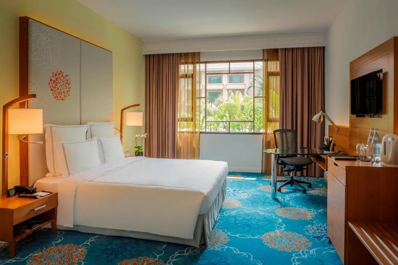 Swissotel Merchant Court to Leave Accor Group in April 2022 - Paradox Hotel Group to Manage Property 
