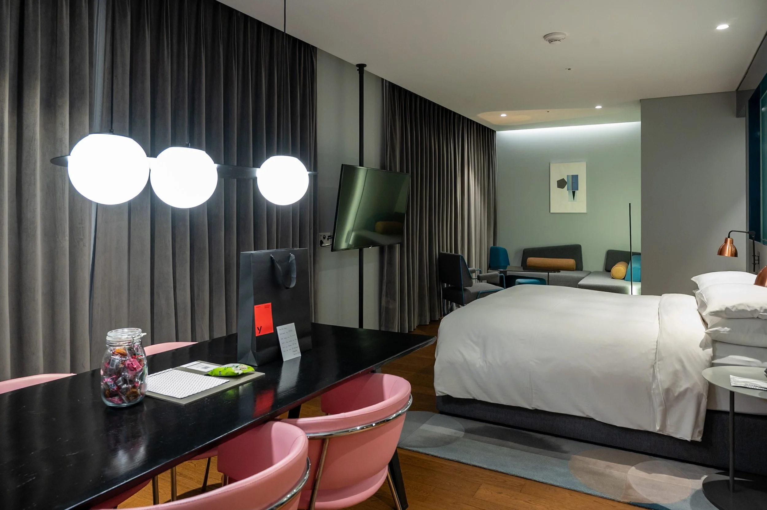 Hotel Review: RYSE, Autograph Collection (Producer Suite) - Best Hotel in Hongdae with Great Restaurants and Shopping Options