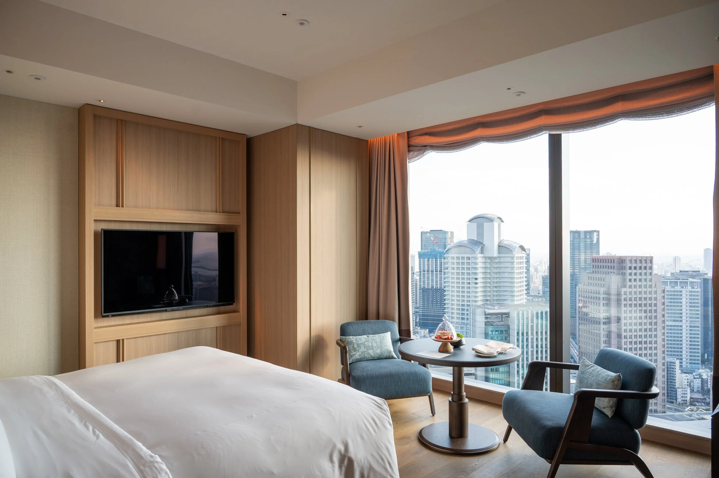 Hotel Review: Waldorf Astoria Osaka (Deluxe Room)