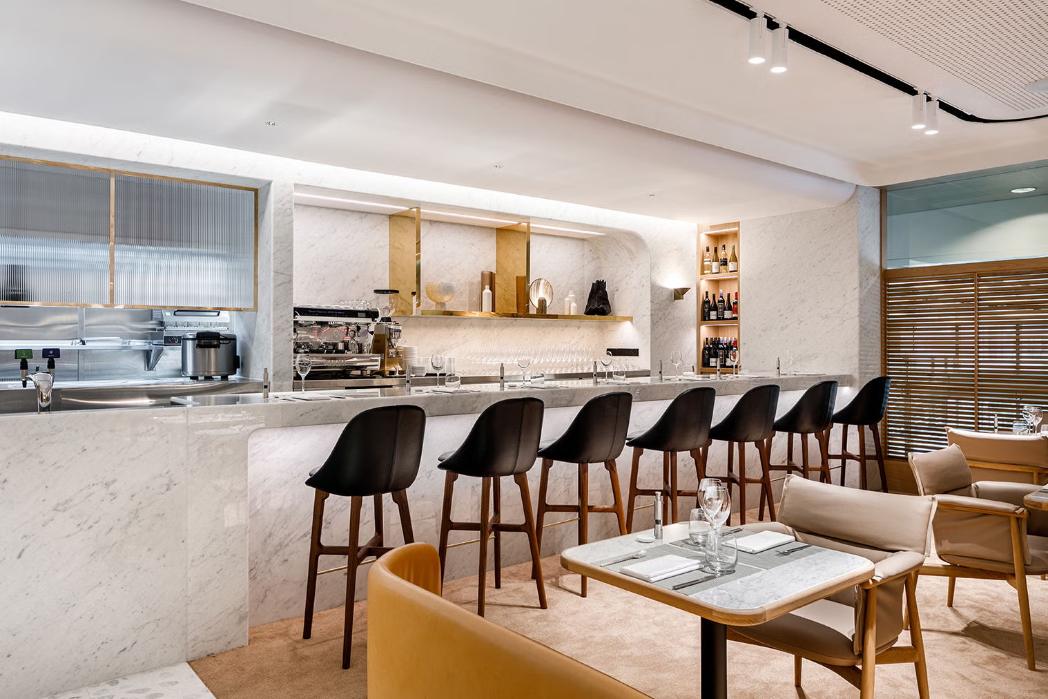 Why I Am Switched Focus to Qantas Platinum (Despite Having Qatar Platinum)