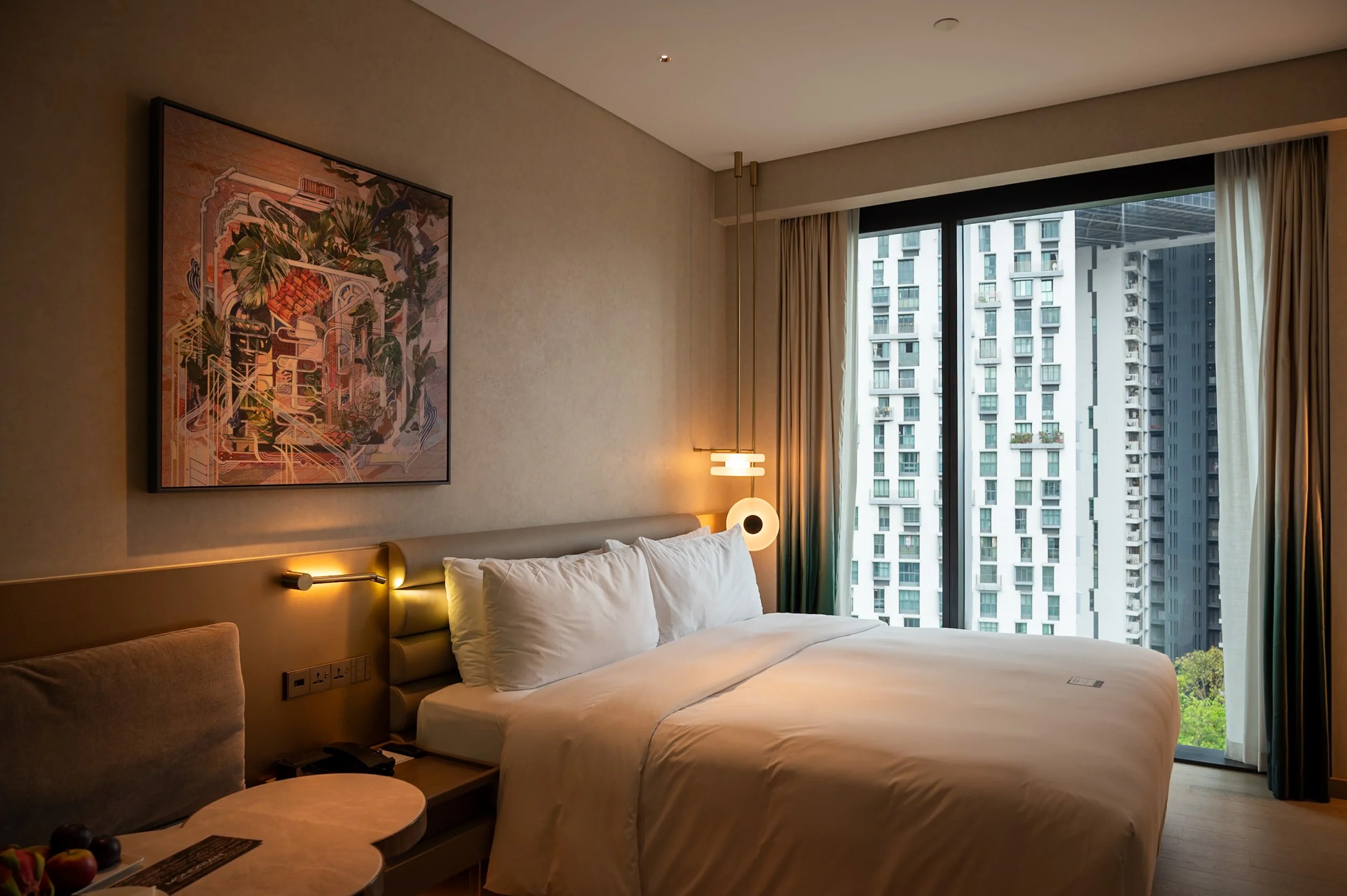 Hotel Review: Mondrian Singapore Duxton (Executive Room) - Great Location, Comfortable but Small Rooms