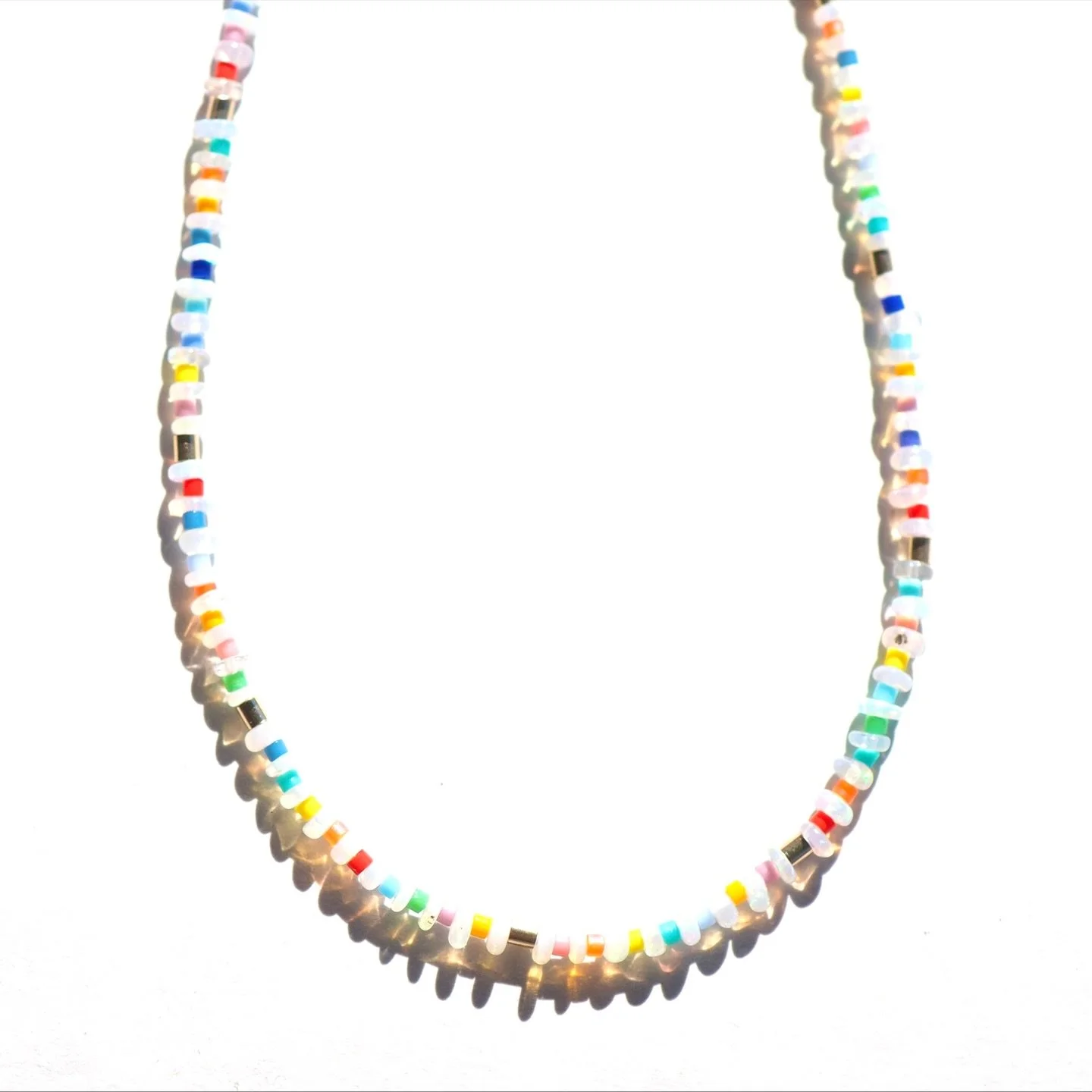 These opalsssssssssss!!!!! ✨ 🌈 

#jewelry #jewellery #rainbow #opalnecklace #opals #weloopal #gemstones #gems