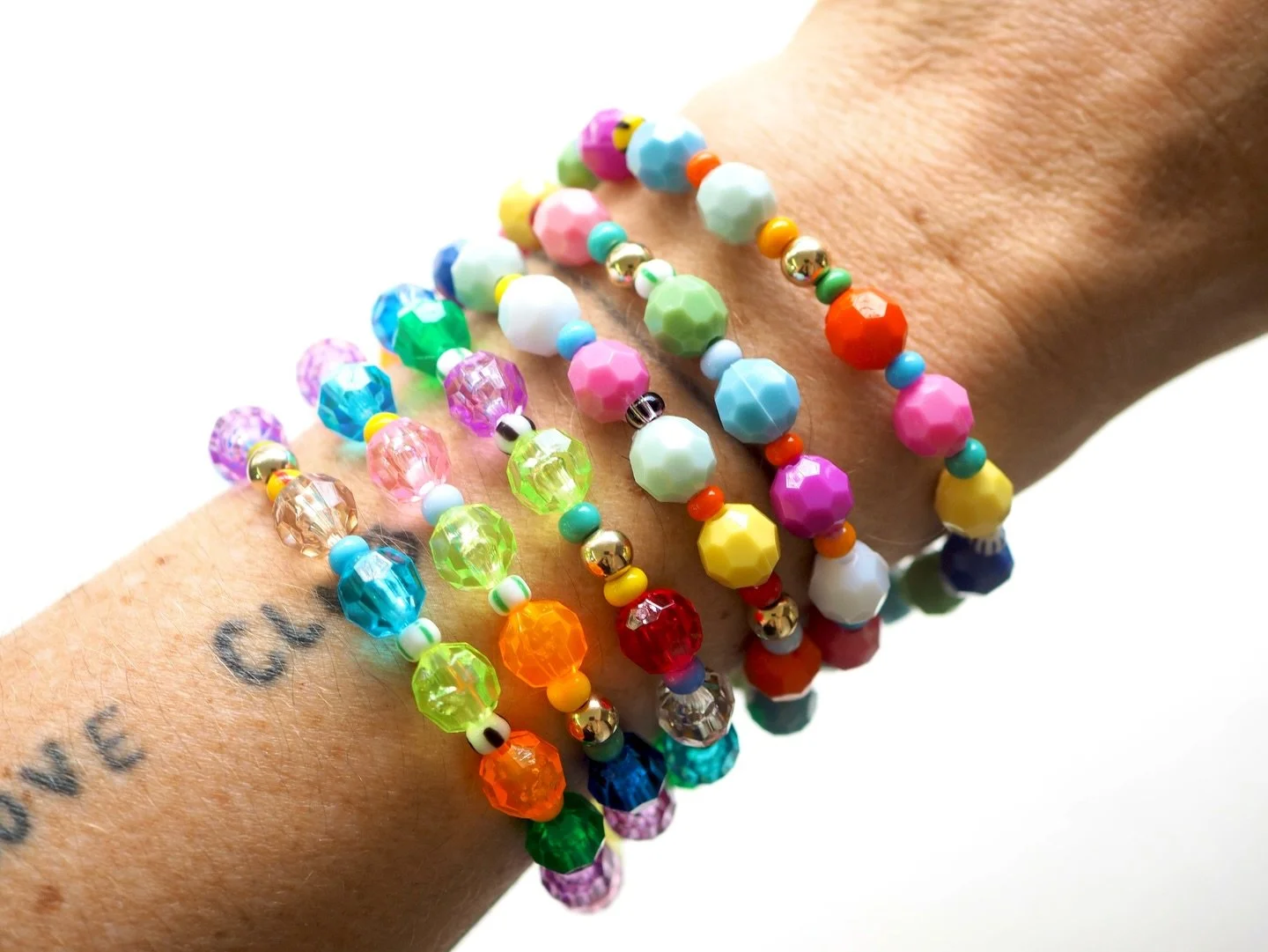 NEW!! Sweet treats that won&rsquo;t hurt your teeth. 🍭 #Shop our new pre SS26 styles online and in store.

#jewelry #jewellery #mexico #puertovallarta #beads #wrapbracelets #bracelets #spring #resort