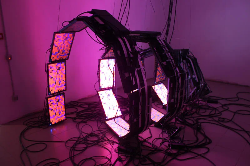 VideoSpiral-PinkHue-opt.jpg