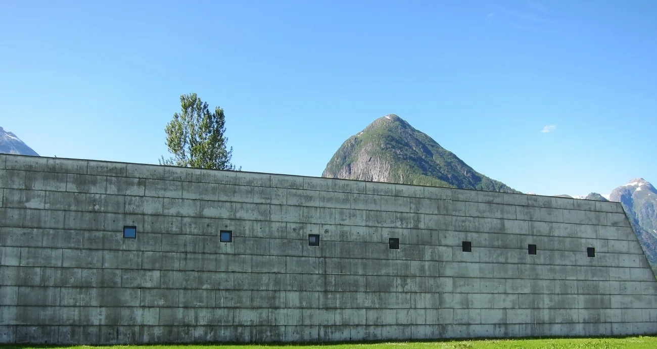 Fjærland Glacier Museum