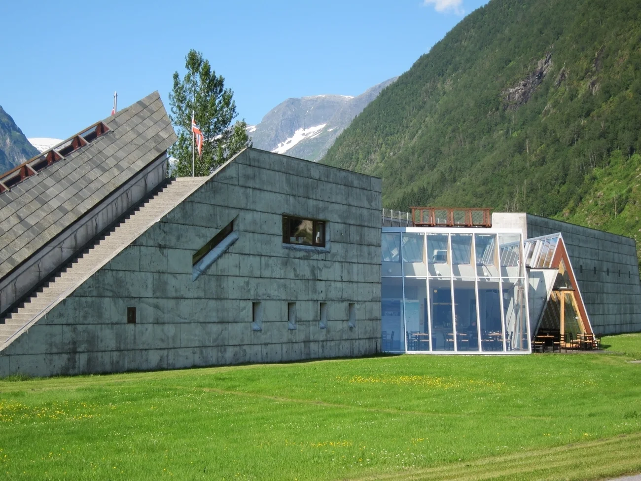 Fjærland Glacier Museum