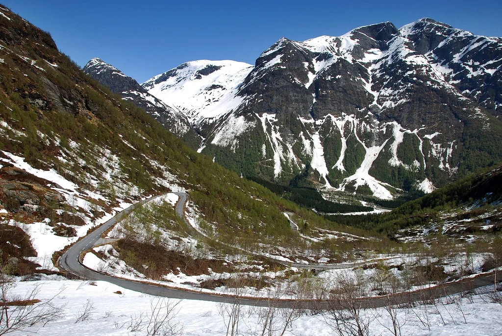 Gaularfjellet, May 9th. Photo by Bjørn Andresen / Statens Vegvesen.