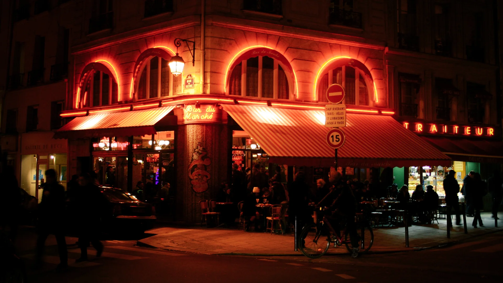PARIS-.jpg