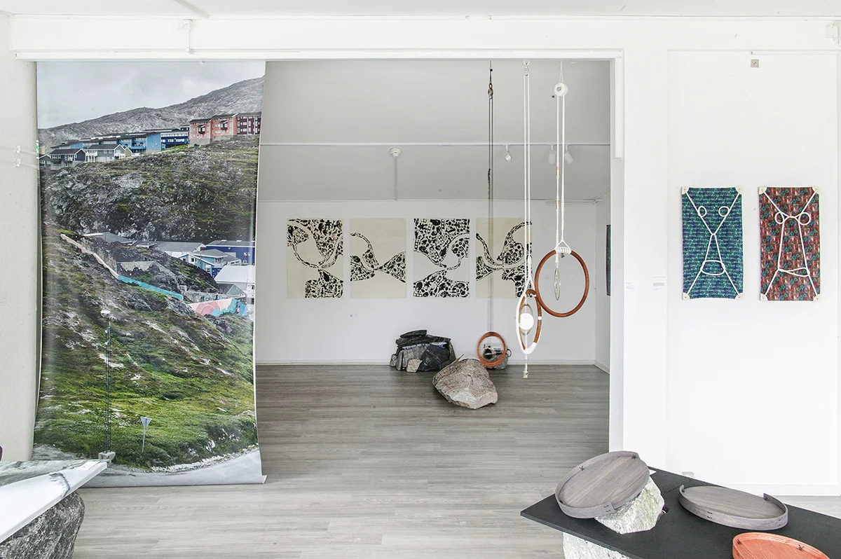Exhibitionview26_LokalMuseum©picEmileBarret_HorsPistes_Nuuk2017.jpg