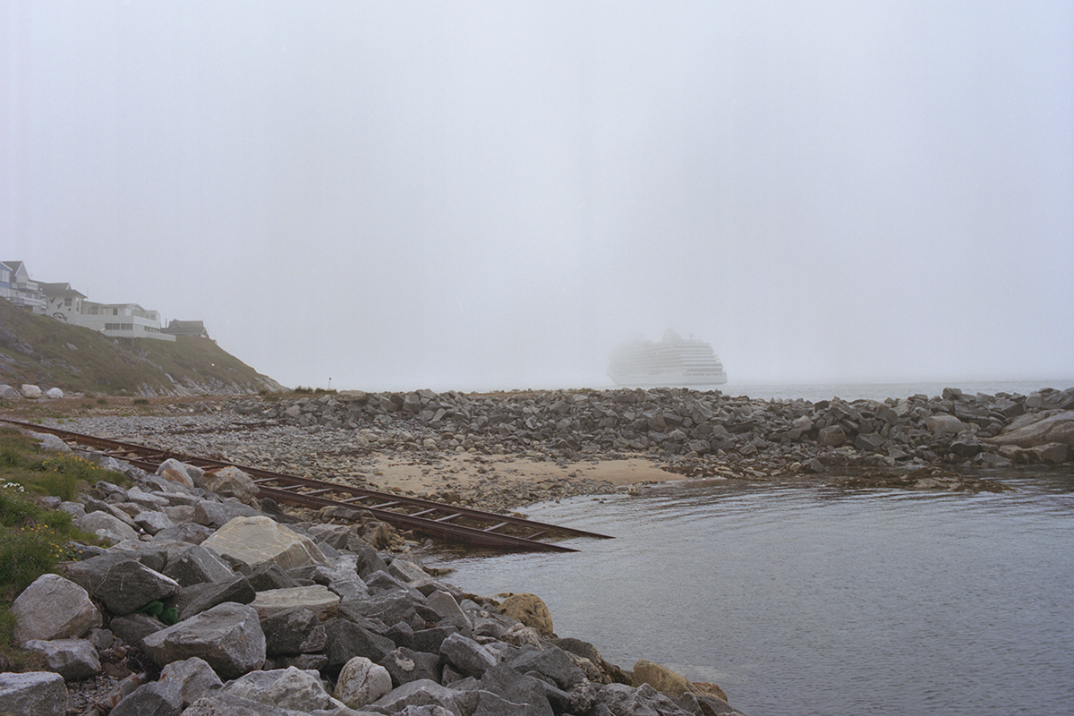 L-Vareilles-HorsPistes_Nuuk2017_p03_007.jpg