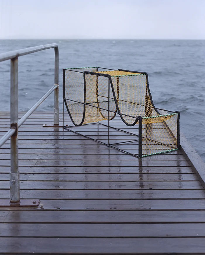KNOT. 2491 — Thomas Lauge Laarseeraq Julius Denis Berthelsen Boassen, Frederik Brummerstedt, Claudi Jensen, LeviSarha &amp; Siunîssok Rask. With the help of Allan Larsen — Nuuk 2017 Photo: ©Émile Barret / Hors Pistes