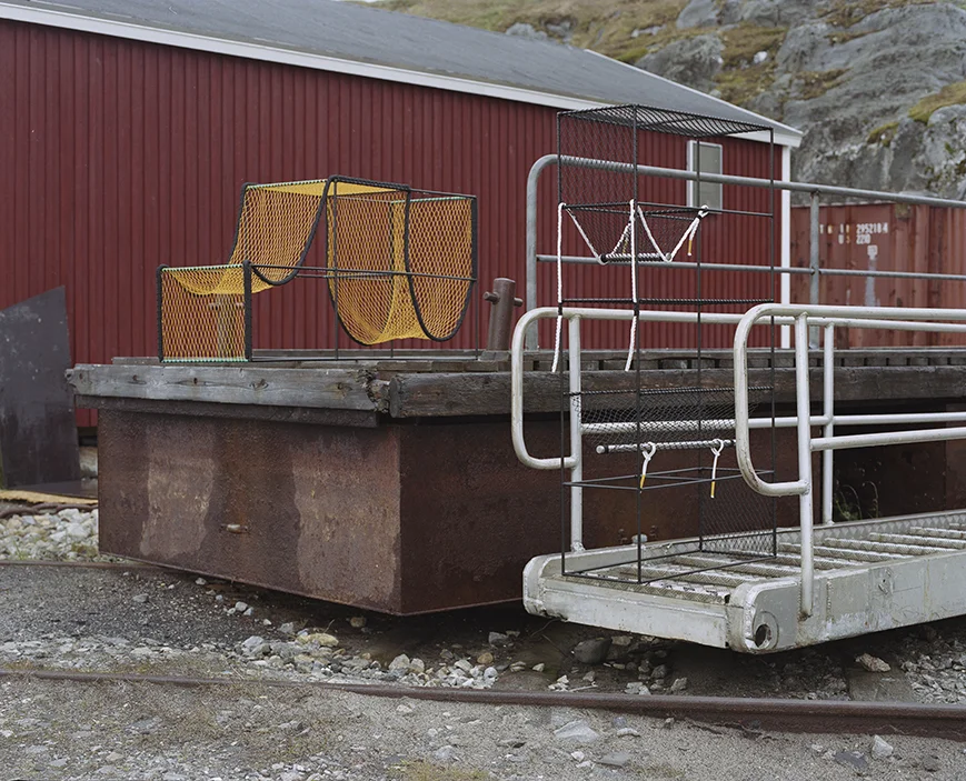 KNOT. 2491 — Thomas Lauge Laarseeraq Julius Denis Berthelsen Boassen, Frederik Brummerstedt, Claudi Jensen, LeviSarha &amp; Siunîssok Rask. With the help of Allan Larsen — Nuuk 2017  Photo: ©Émile Barret / Hors Pistes