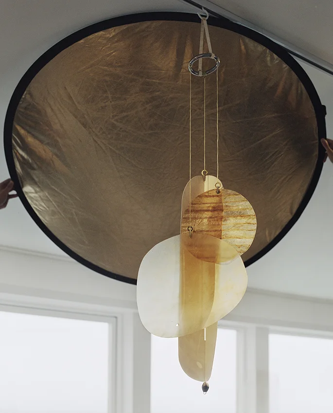 Passers — Jenna Kaës, Sara Marie Lyberth, Johanne Markussen &amp; Hanseenaaraq Petersen “Nukannguaq” Nuuk 2017 Photo: ©Émile Barret / Hors Pistes