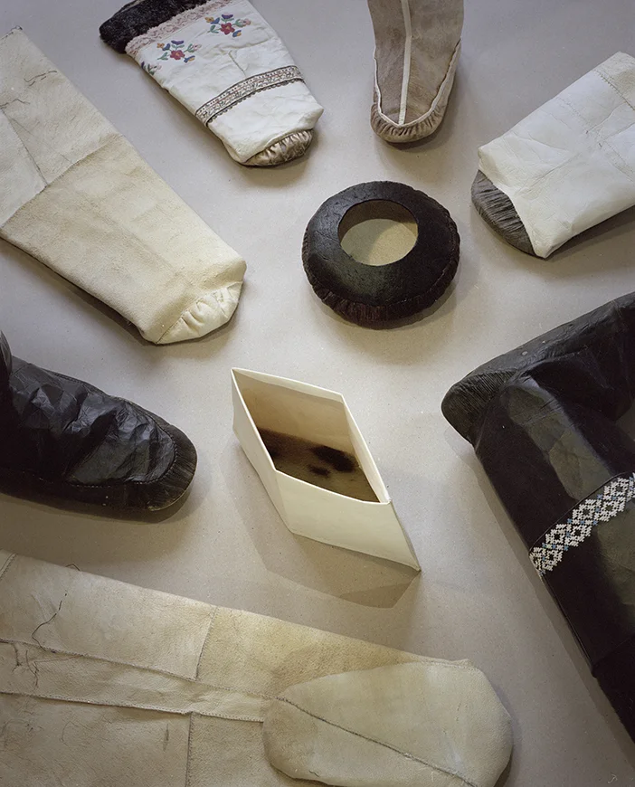 Sewing knowledge — Simón Ballen Botero, Sara Marie Lyberth, Johanne Markussen &amp; Hanseenaaraq Petersen “Nukannguaq” Nuuk 2017 Photo: ©Émile Barret / Hors Pistes