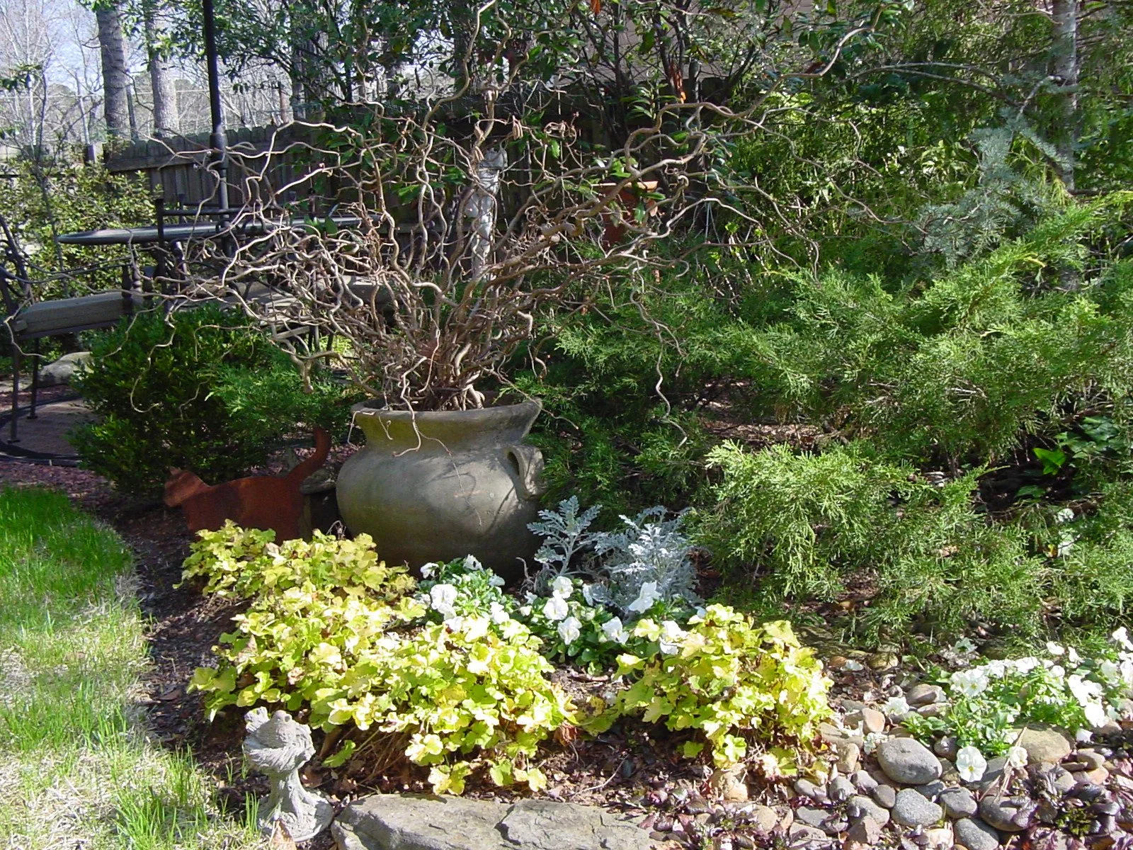 Curley Willow Pot.JPG