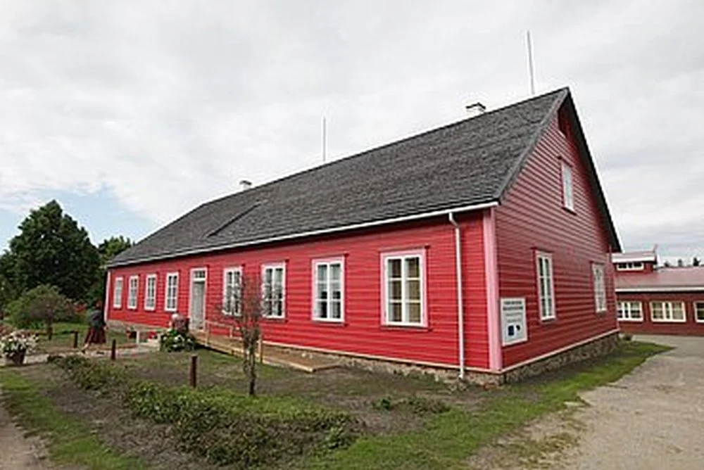Kihnu muuseum eest.jpg